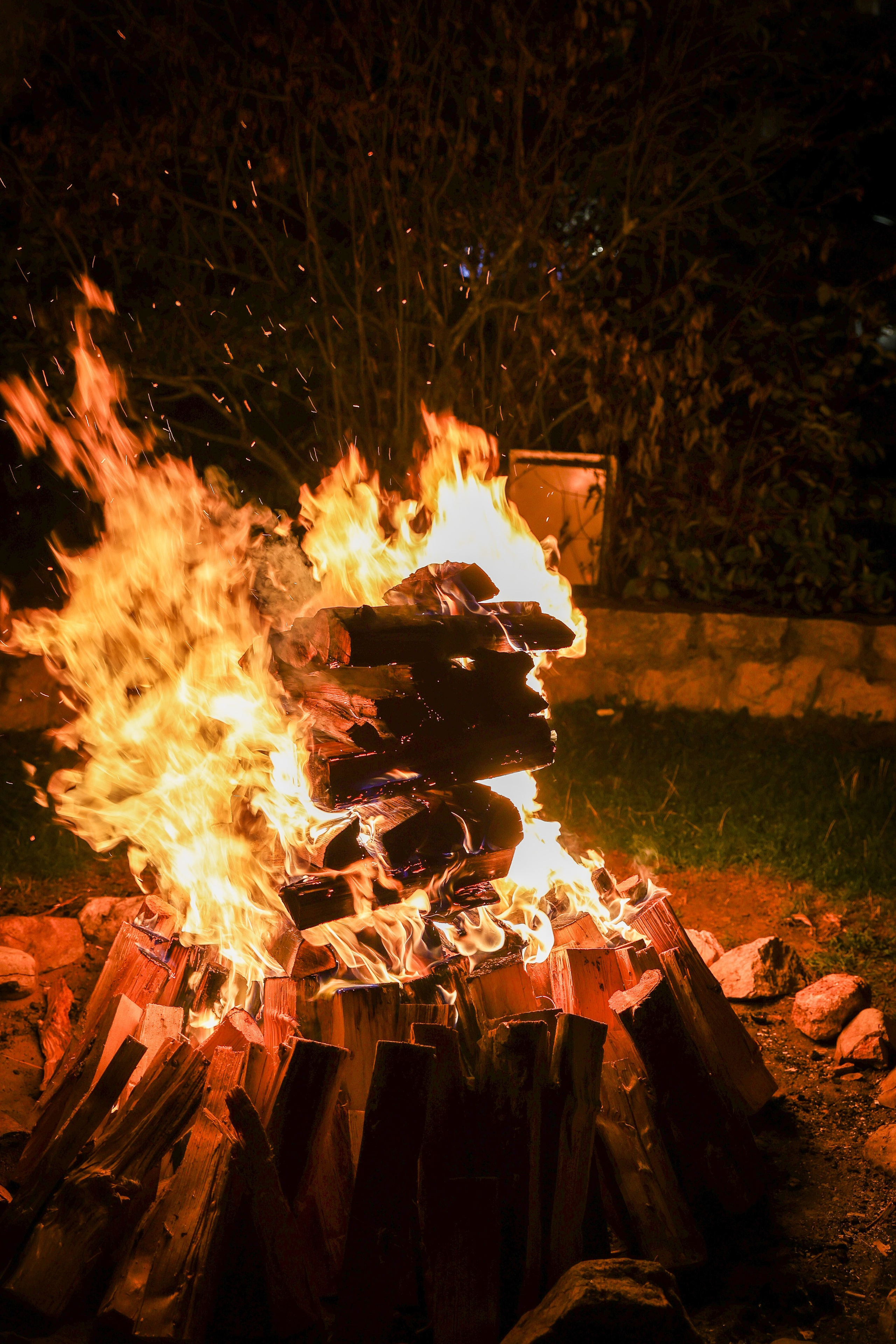 Orsi & Remus, eleganță în inima Transilvaniei. Rares Bucur is a professional wedding photographer based in Cluj-Napoca, Romania, specializing in wedding photography
