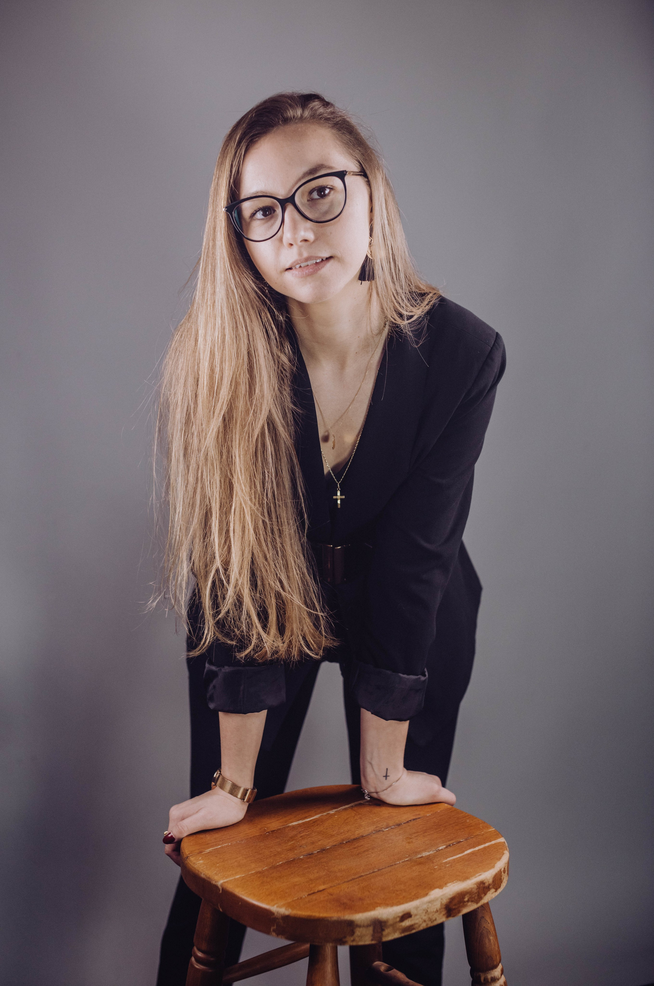 Honorine. Wedding & couple photographer from Romania Rut Vetan