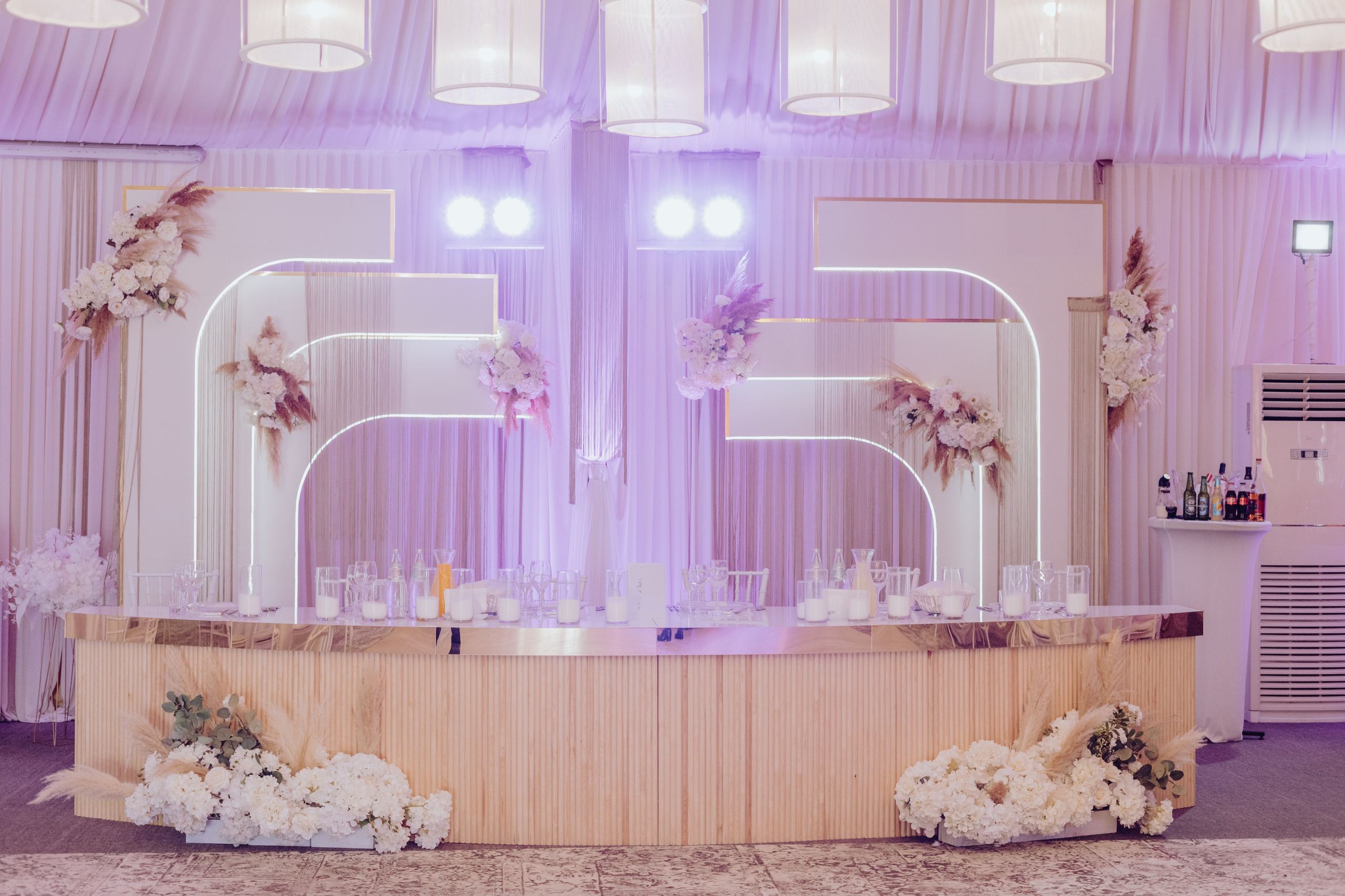 Alexandru & Maria. Wedding & couple photographer from Romania Rut Vetan