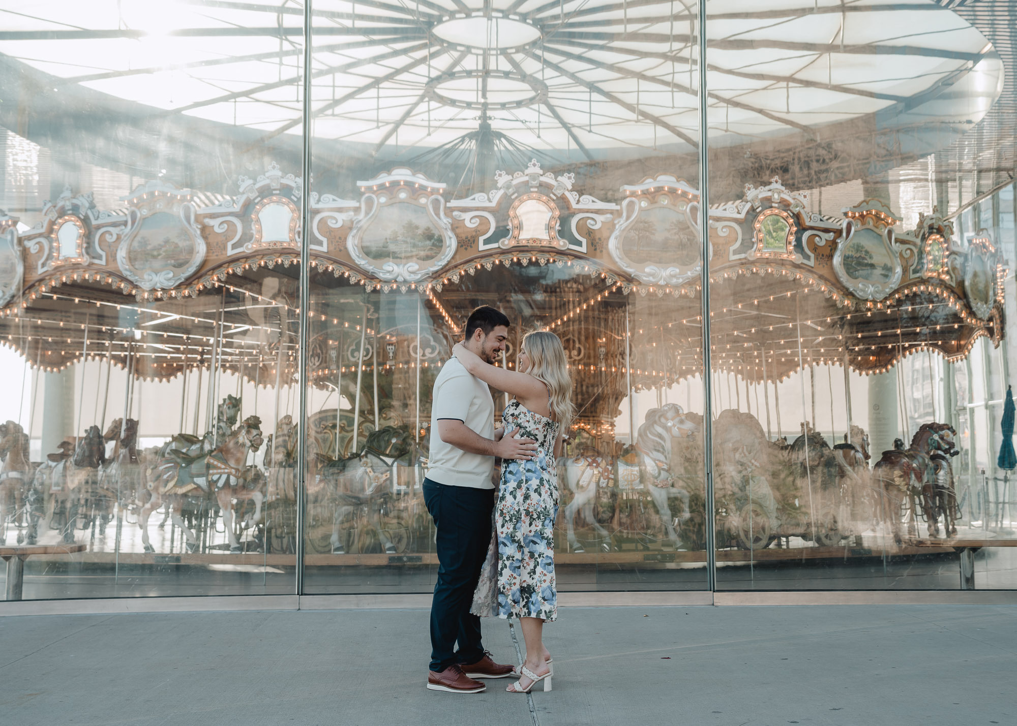 Secret proposal shoot in DUMBO and post-proposal around Grand Central. Photographer in New York Faery By Mary