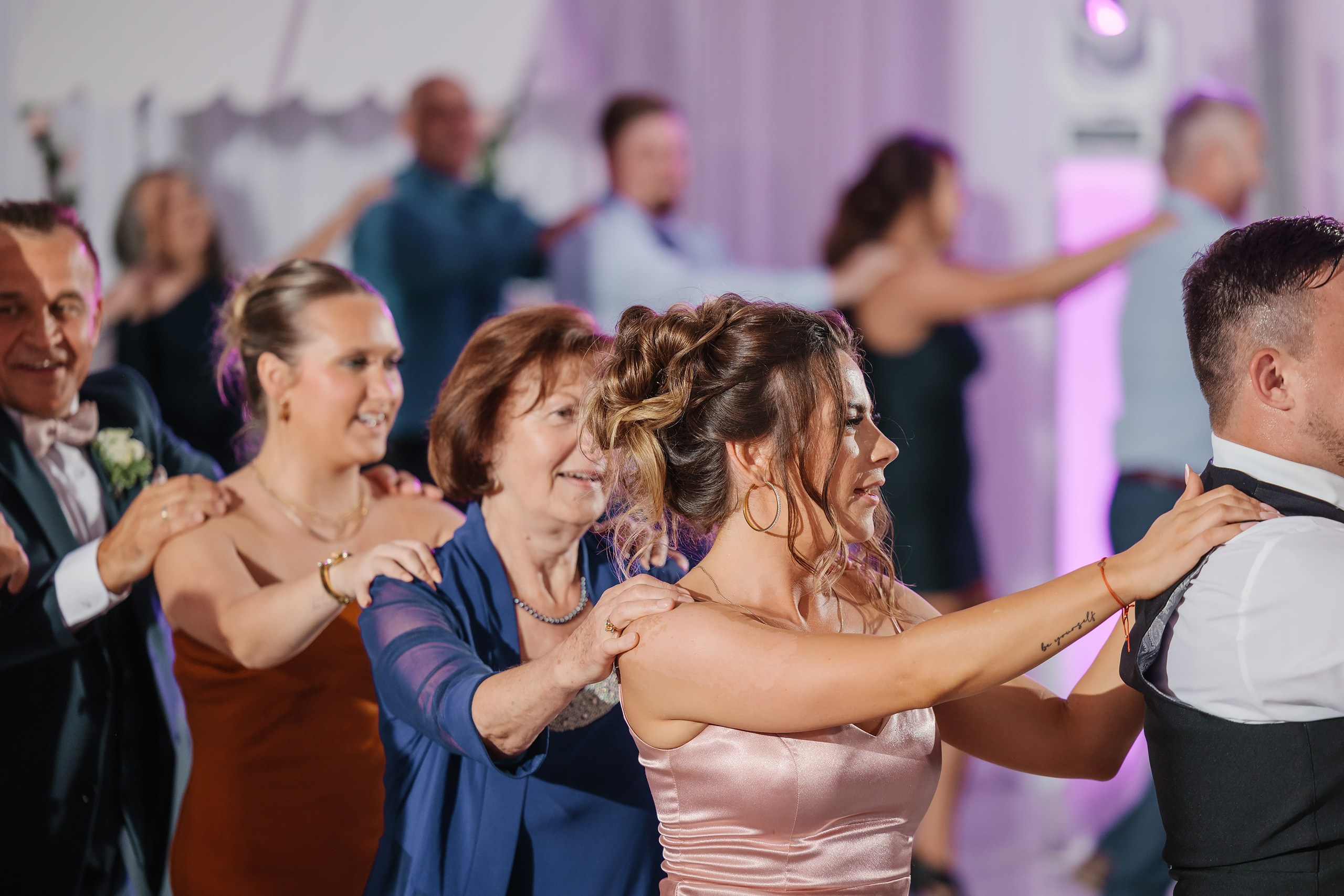 31.08.2024 Wedding. Wedding family event photographer in Chicago Nick Yushevich