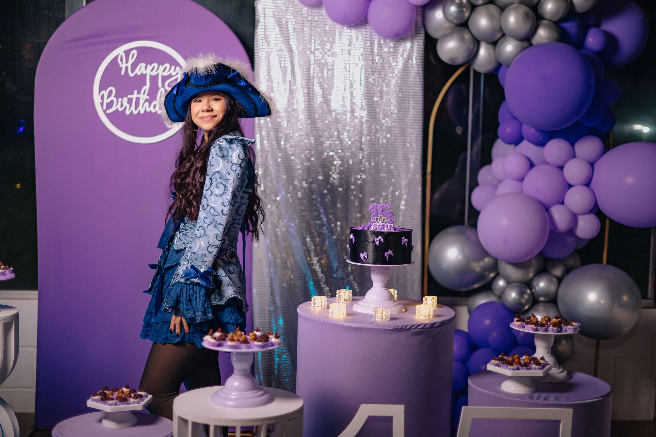 Sofia 15 anos. Wedding photographer Ana Koshi