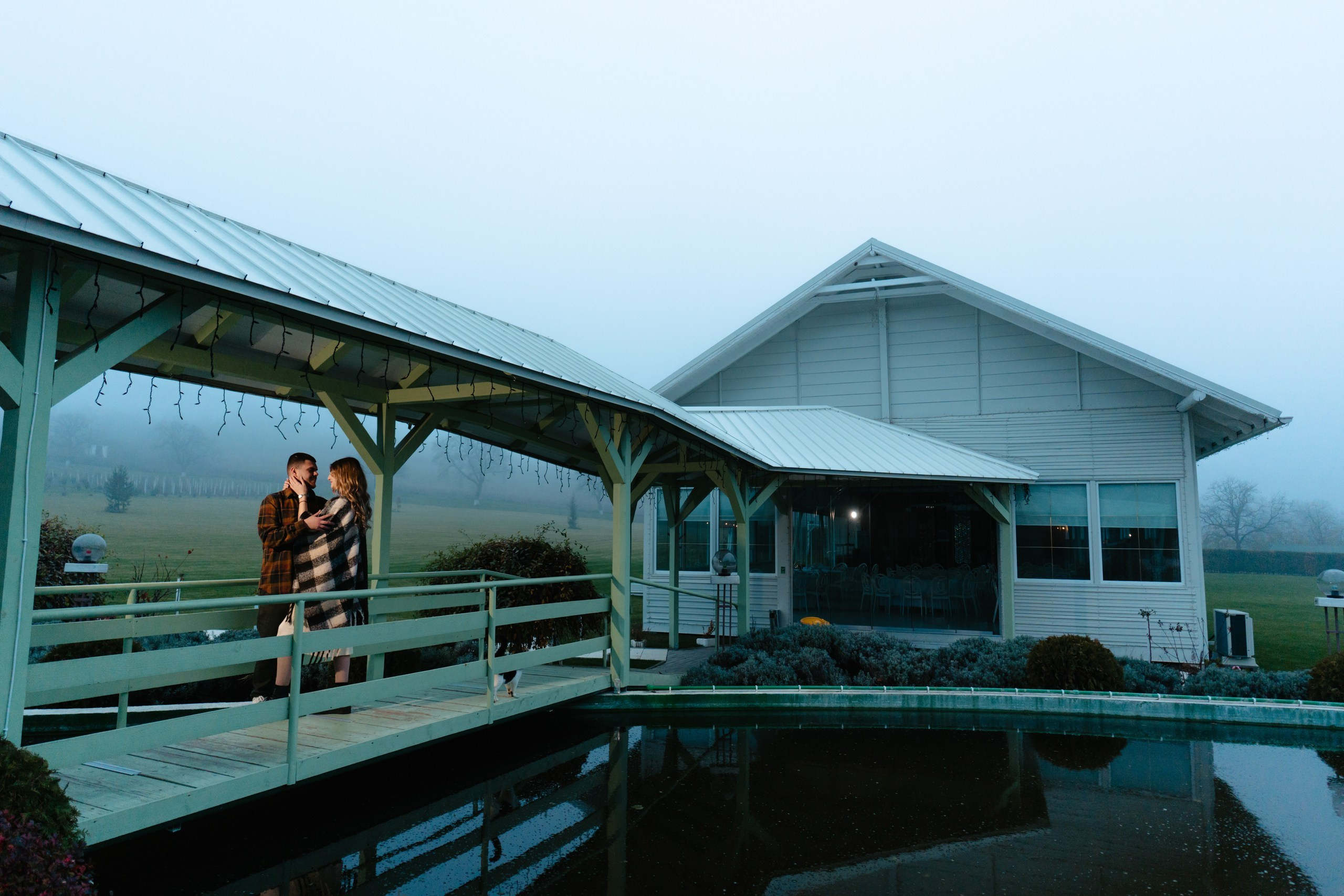 Save the Date | Bacău Conac Buzdugan. Foto-Video Nunta Iasi, Suceava, Bucuresti / Disponibilitate 2025 — 2026 — 2027