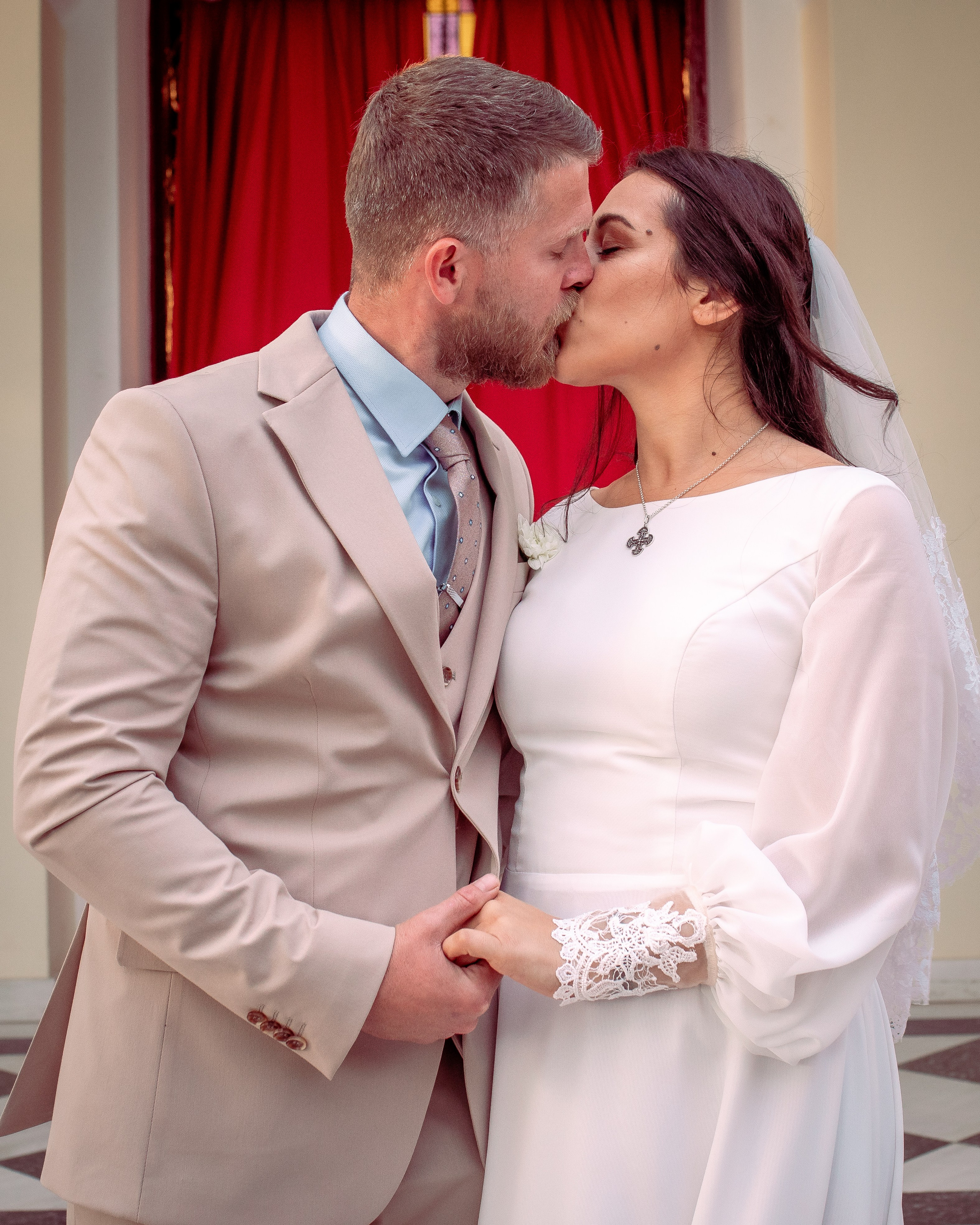 Celia’s wedding. Family Photographer in Greece