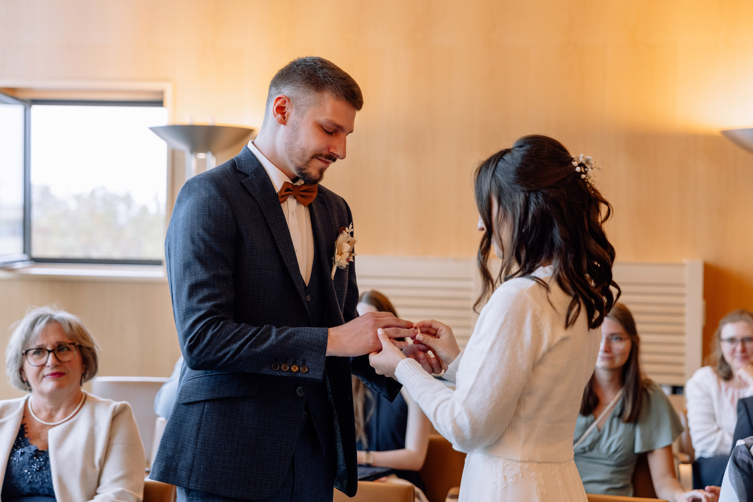 Standesamt in der Ruppertstraße und Schloss Blutenburg. Hochzeitsfotograf München Taufe Familienfotograf Tanja Mauke