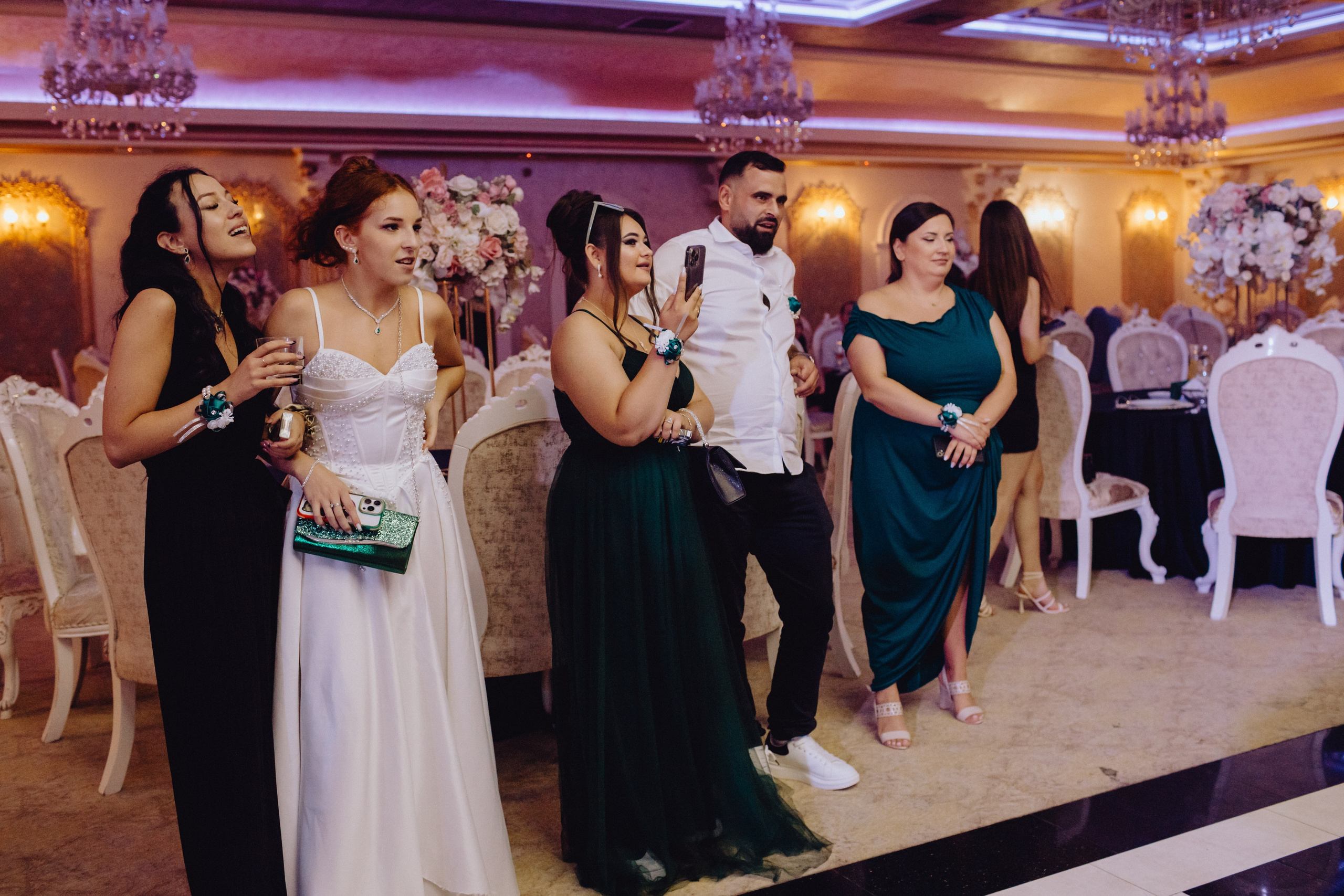 Paul & Maria. Wedding & couple photographer from Romania Rut Vetan