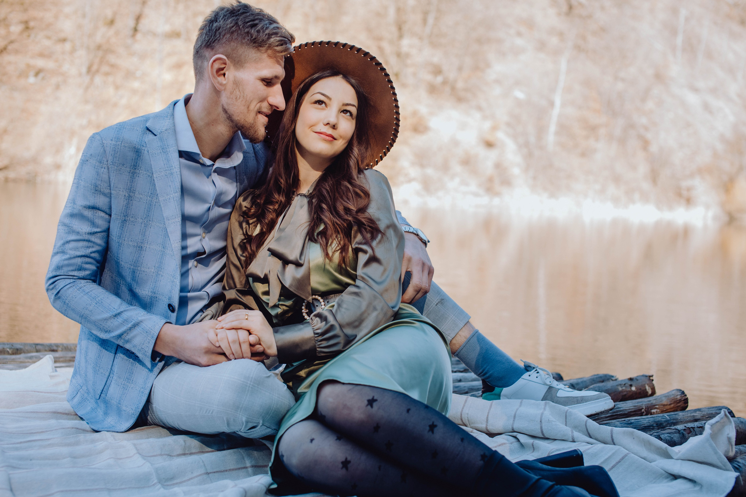 Beni & Adina. Wedding & couple photographer from Romania Rut Vetan