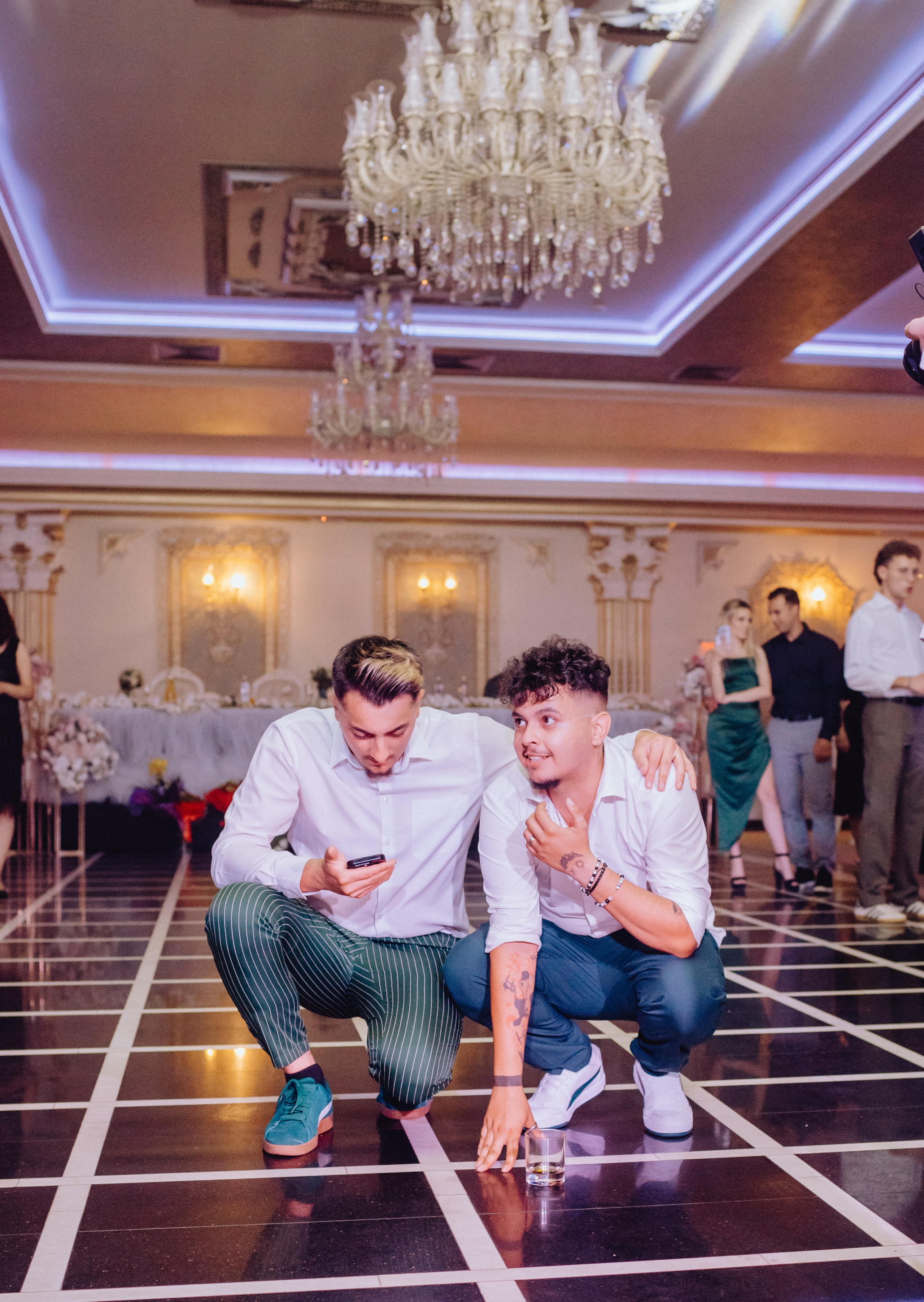 Paul & Maria. Wedding & couple photographer from Romania Rut Vetan