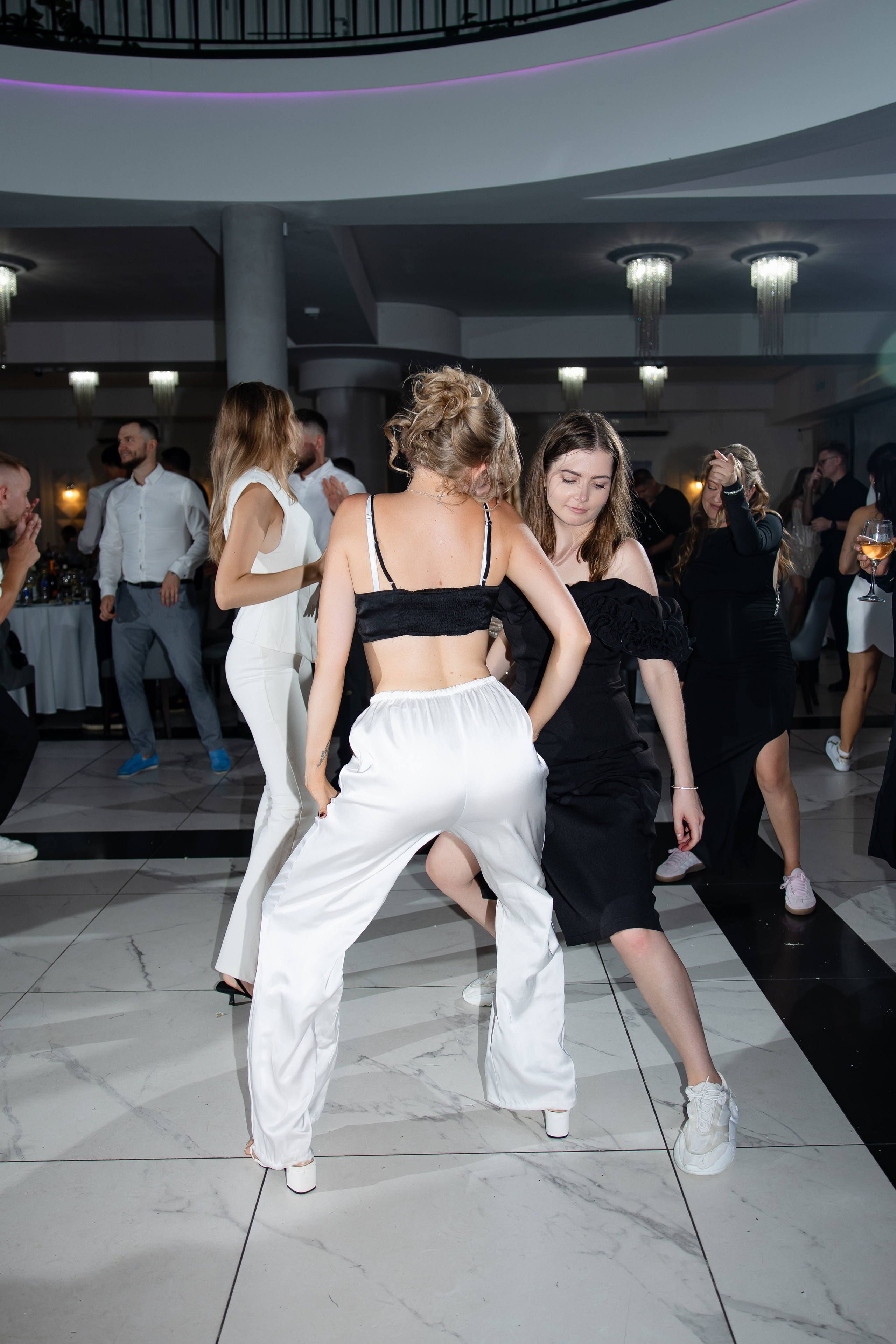 Артур + Анастасія. Весільний, сімейний фотограф Варшава