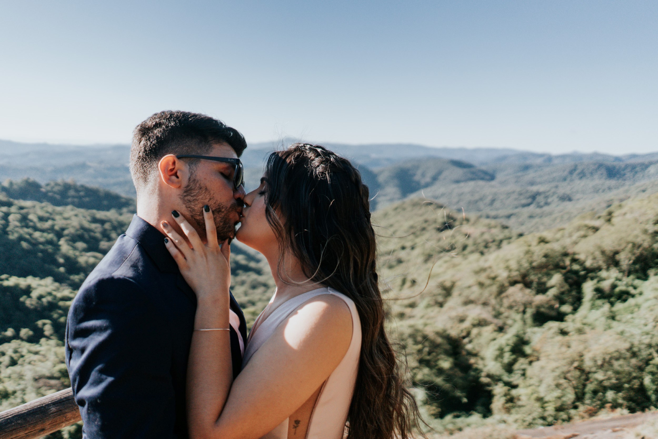 Pré Wedding — Ludmila e André (Monte Verde — MG). Fotógrafo de casamento e Filmmaker de casamento