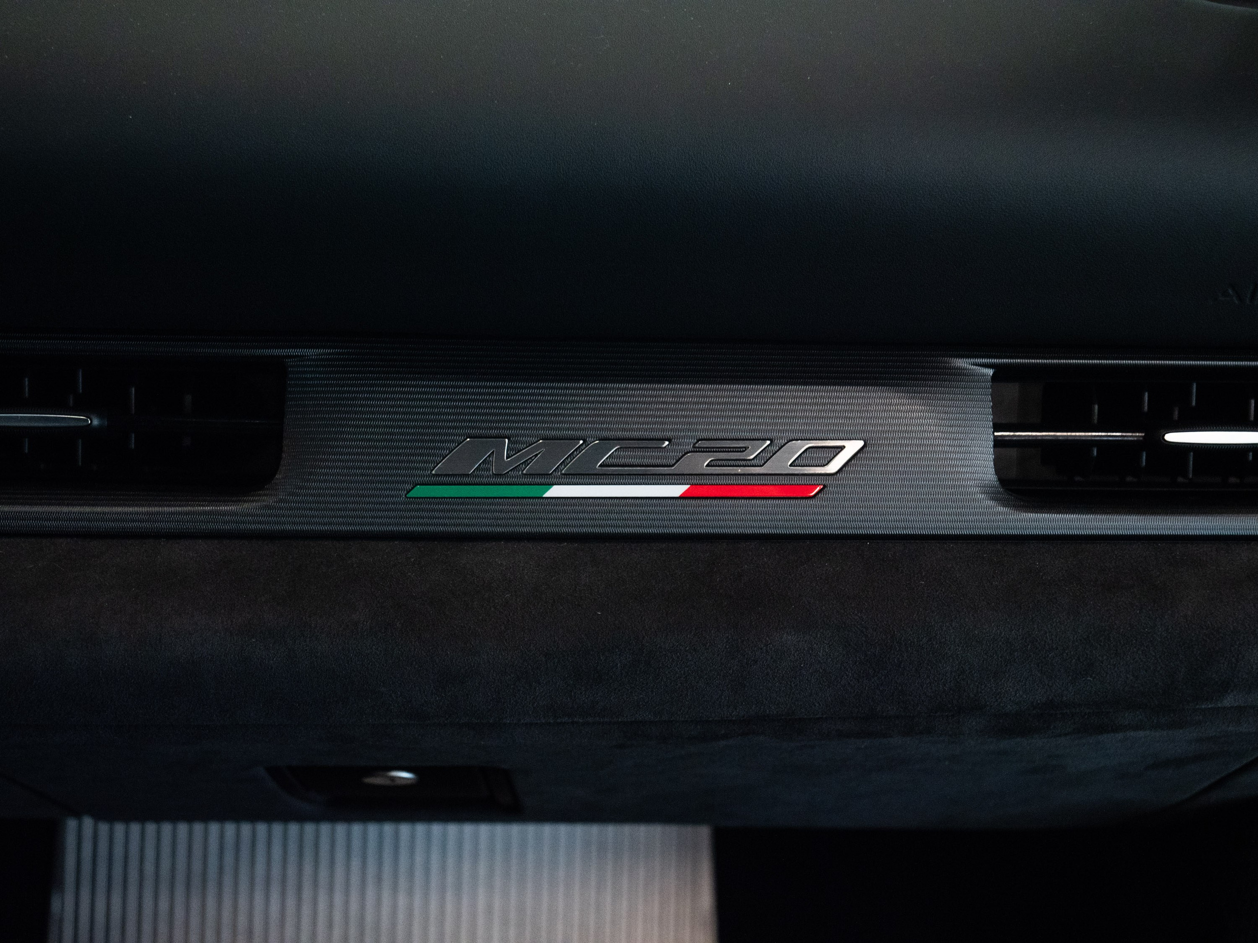 Maserati MC20. Dimitri Ilkov Photography — Capturing Life’s Moments in Edmonton, Cana