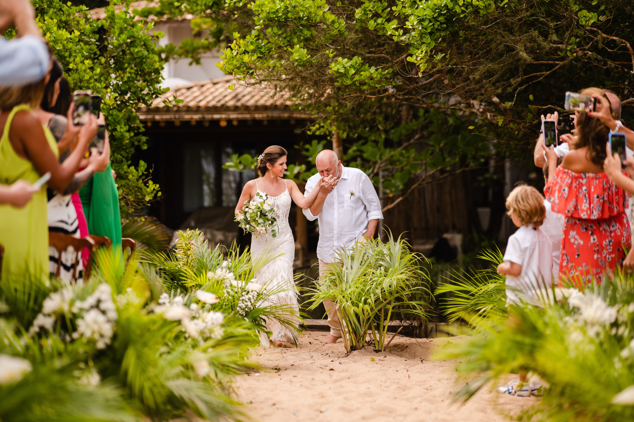 Thaís & Ivo | Trancoso-BA. Fotógrafo de casamentos e gestantes