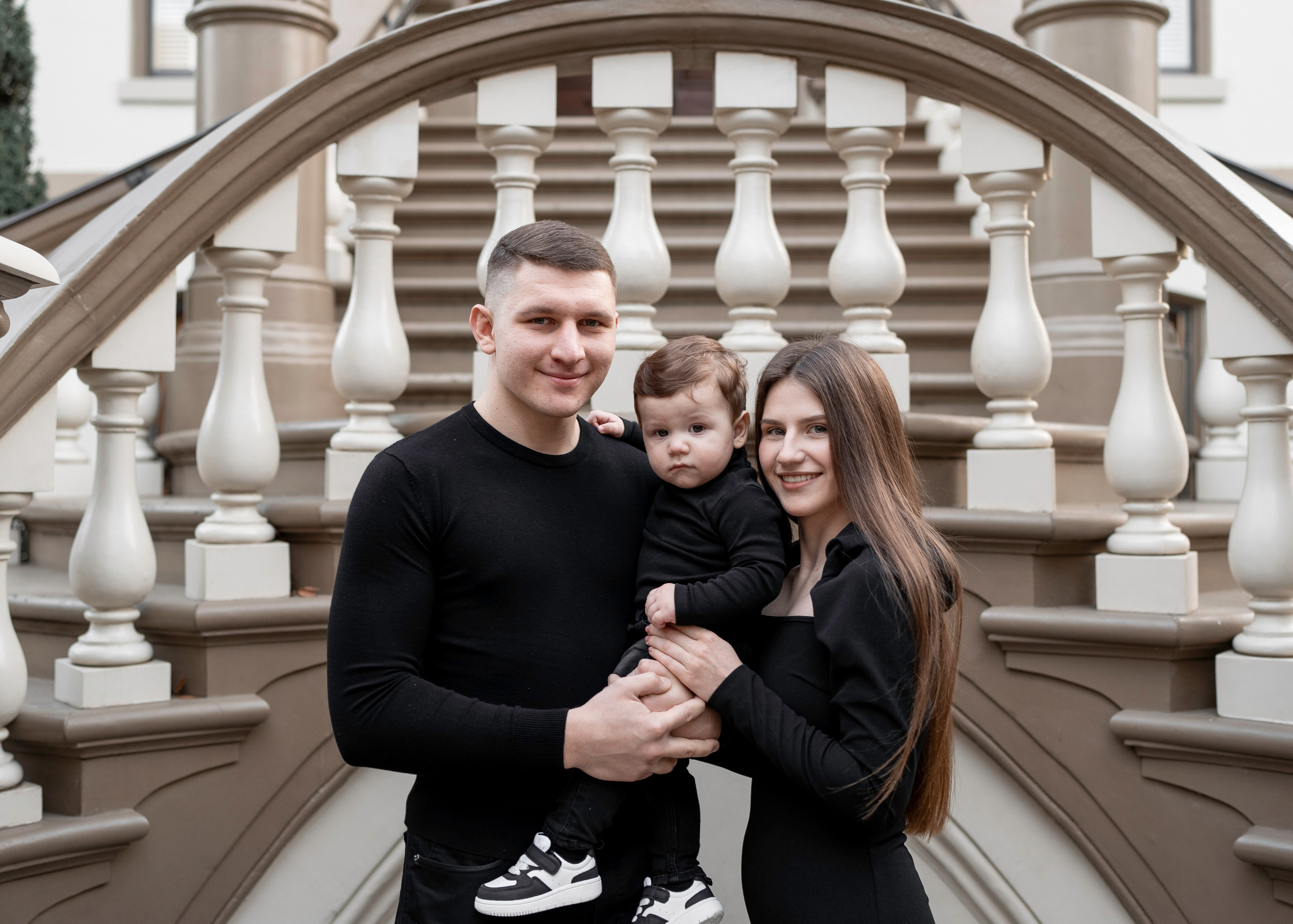 Artem, Nadia & Elisha. Family photographer in Sacramento | Sofia Pavenko