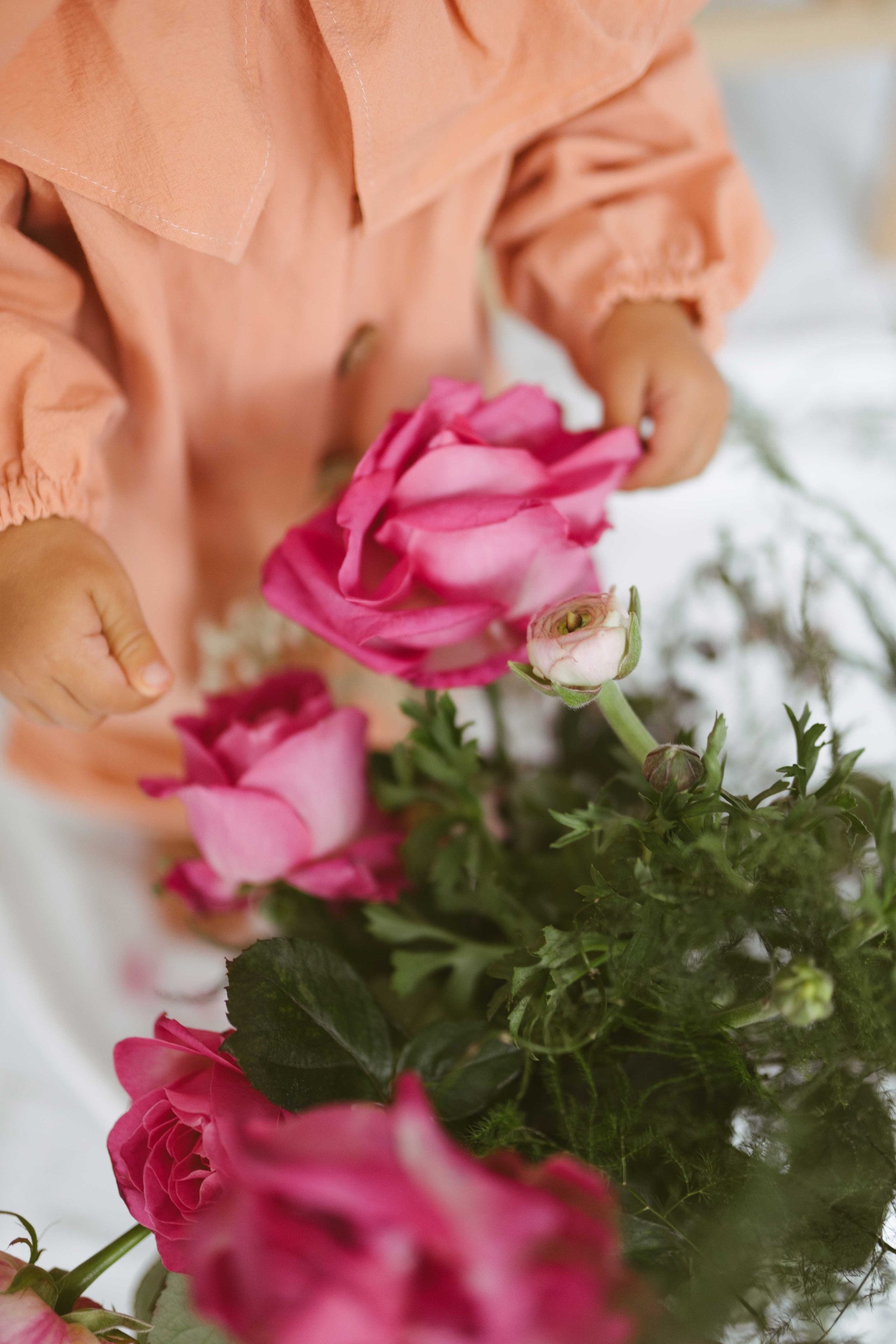 Madalina Beda- Artist vizual, fotograf, doula la nastere, consultant babywearing Brasov si in toata tara