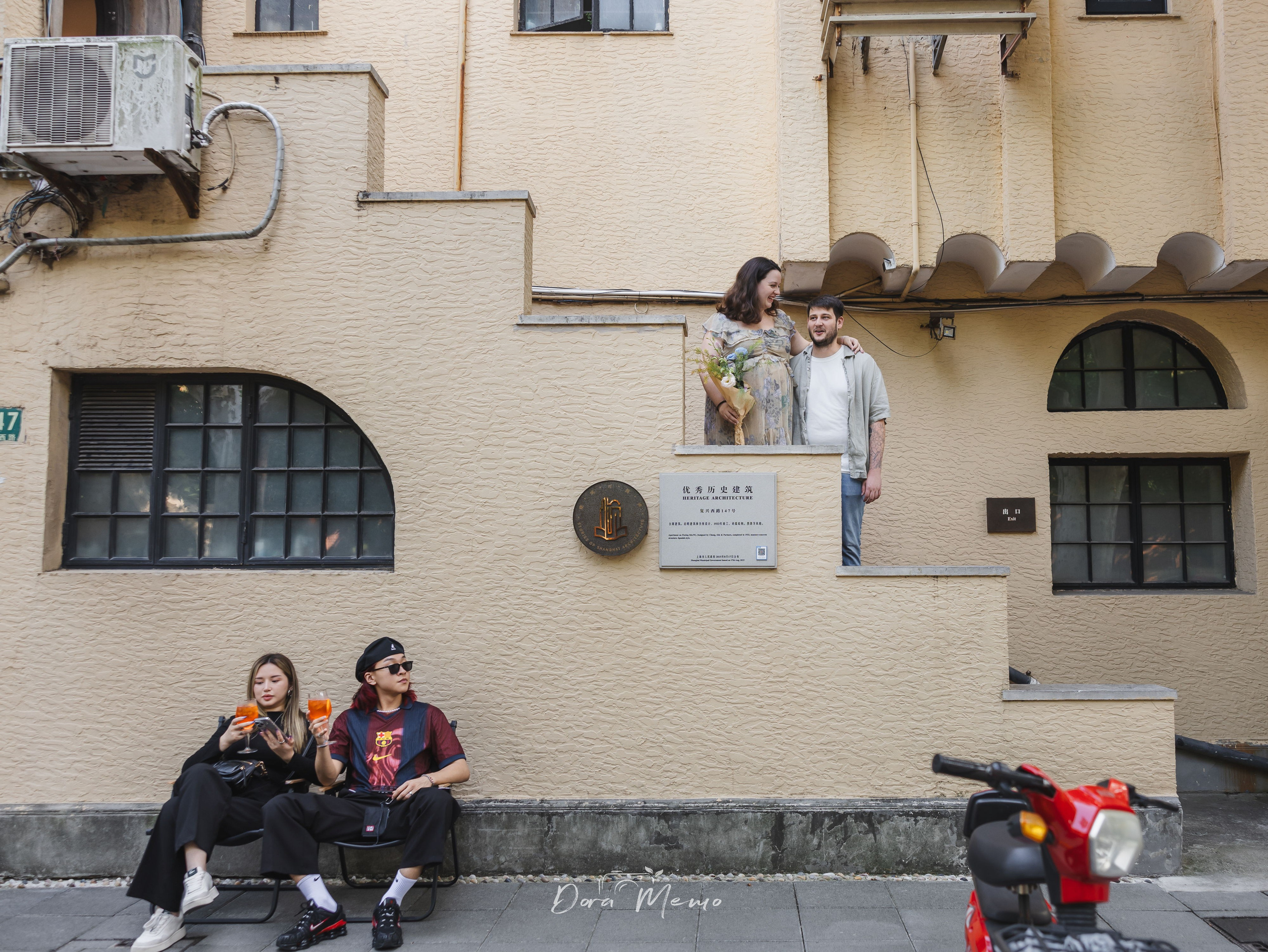 Shanghai Maternity Photographer | A Relaxed Pregnancy Session in the Former French Concession