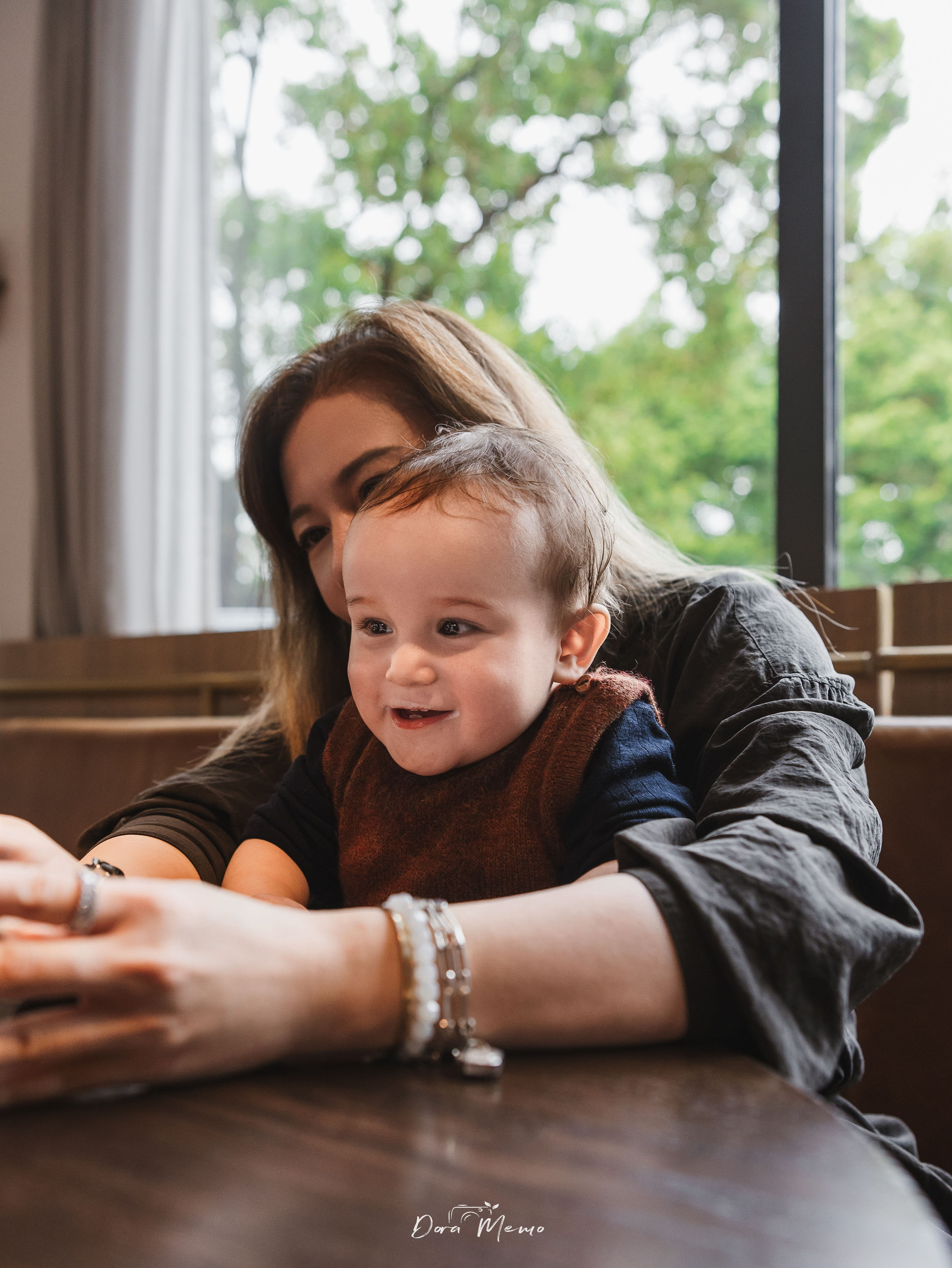 Family photography of elders and children. Shanghai Family Photographer Dora