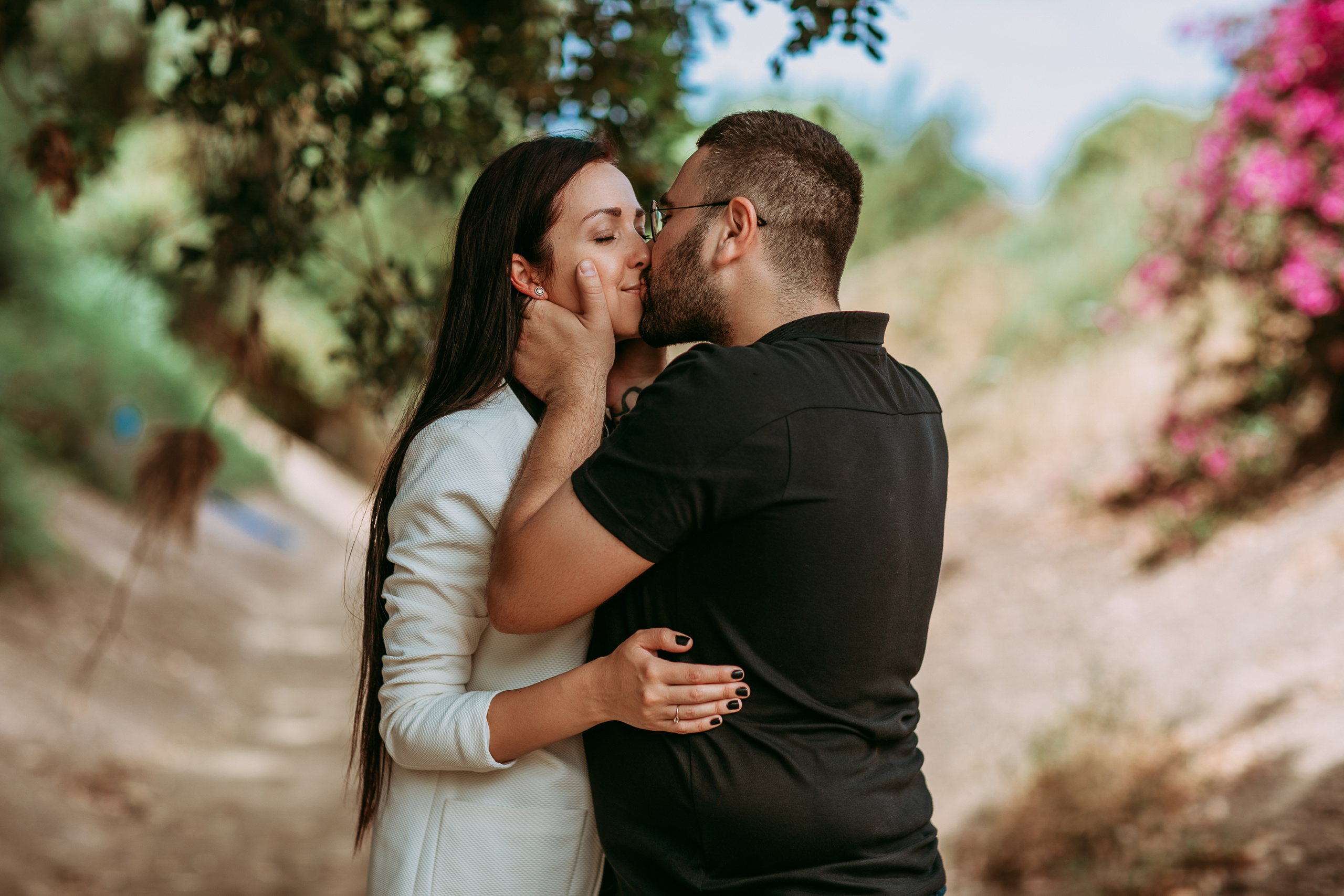 Love Story at Hof HaBonim Beach, Israel. George TLV — профессиональный фотограф и ретушёр, Израиль / Profession