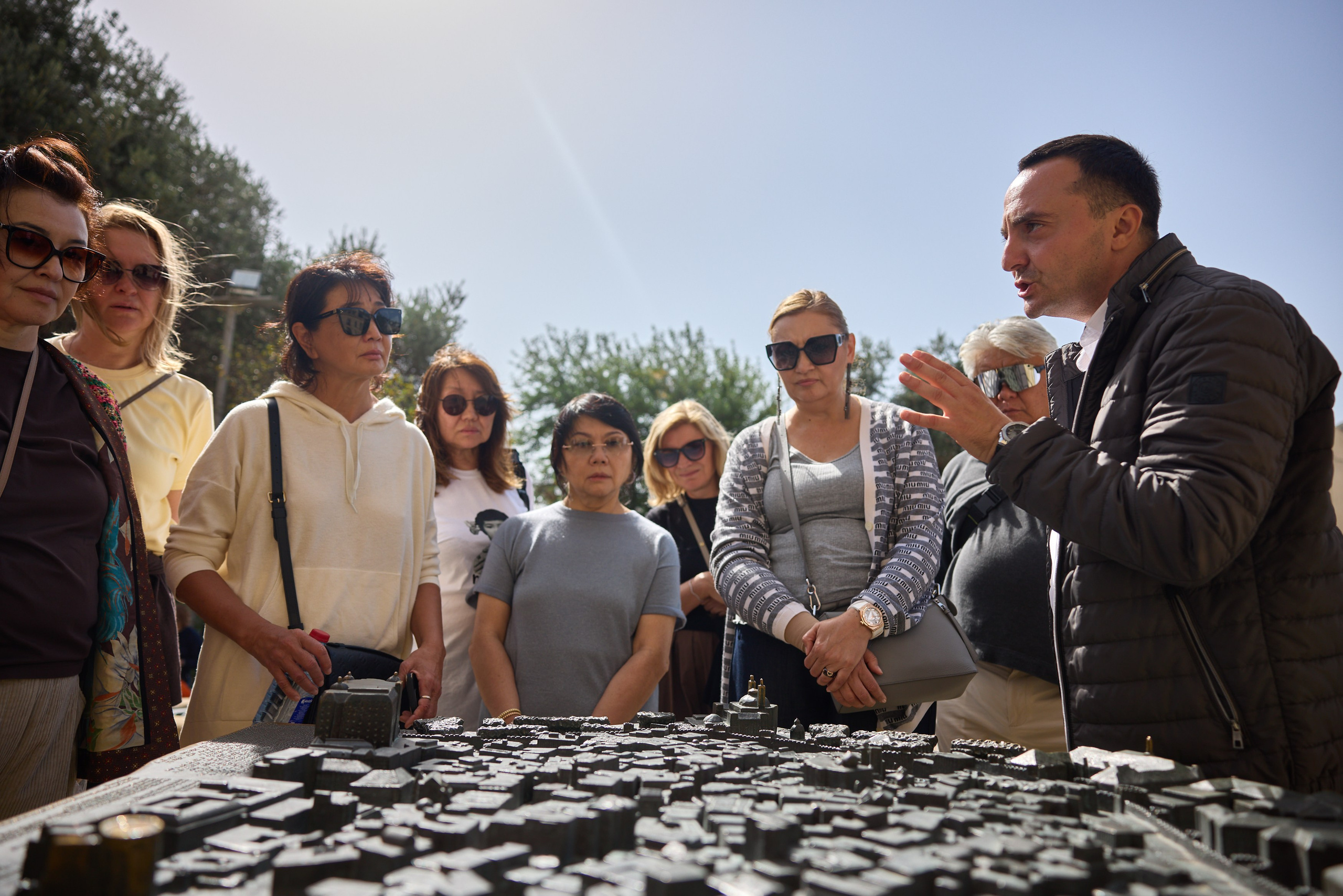 Экскурсия по Баку. День 2. Photographer in Baku Kamran Enceladus