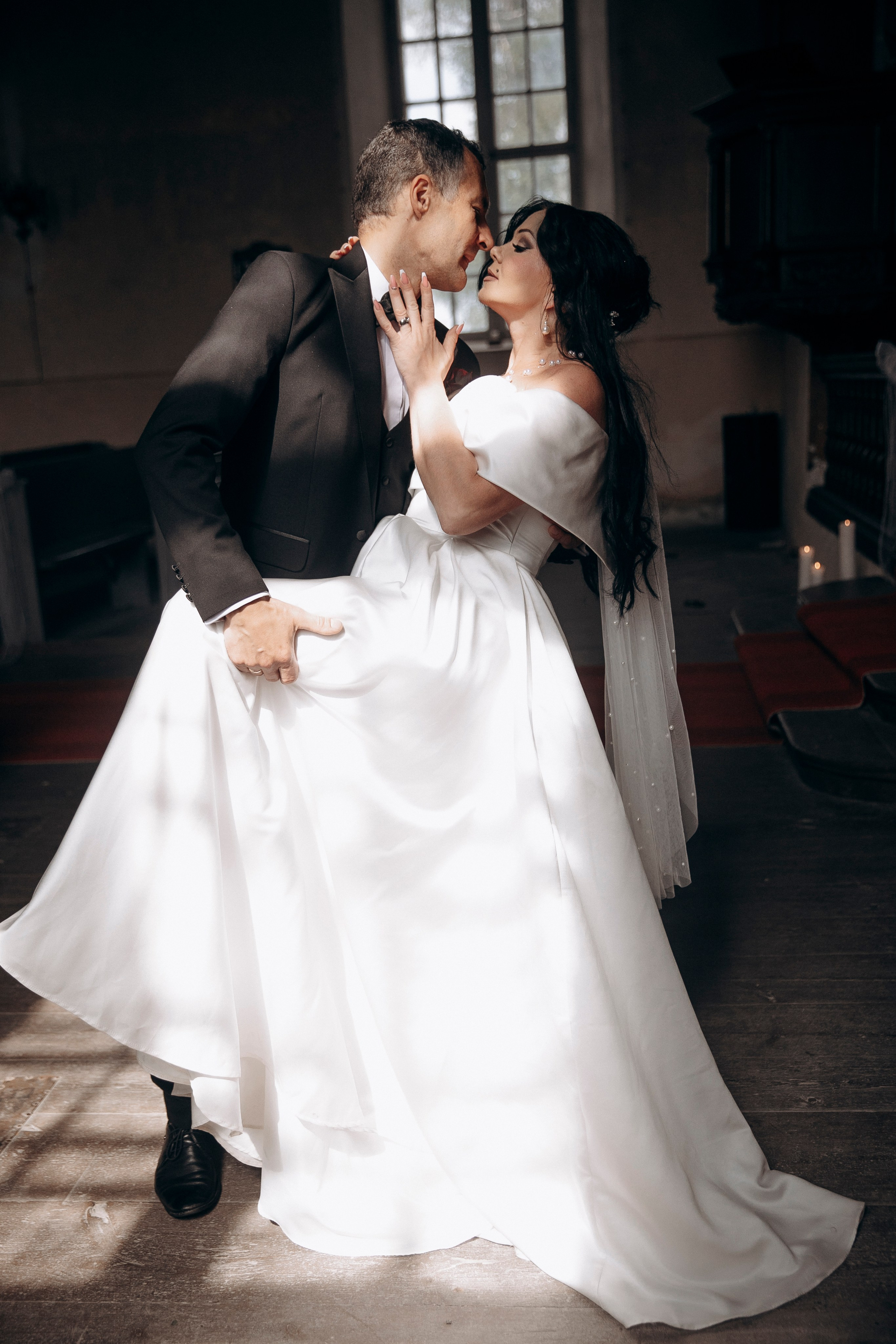 Kāzu fotogrāfe Rīga, Latvija, labākais kāzu fotogrāfs , mākslas foto Sandra Garanča