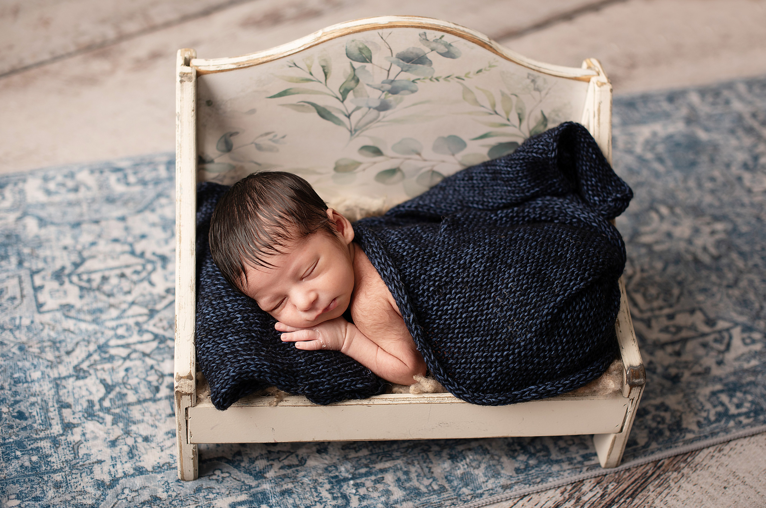 Koosha, 10 days. Newborn, pregnancy, family photographer in New Jersey