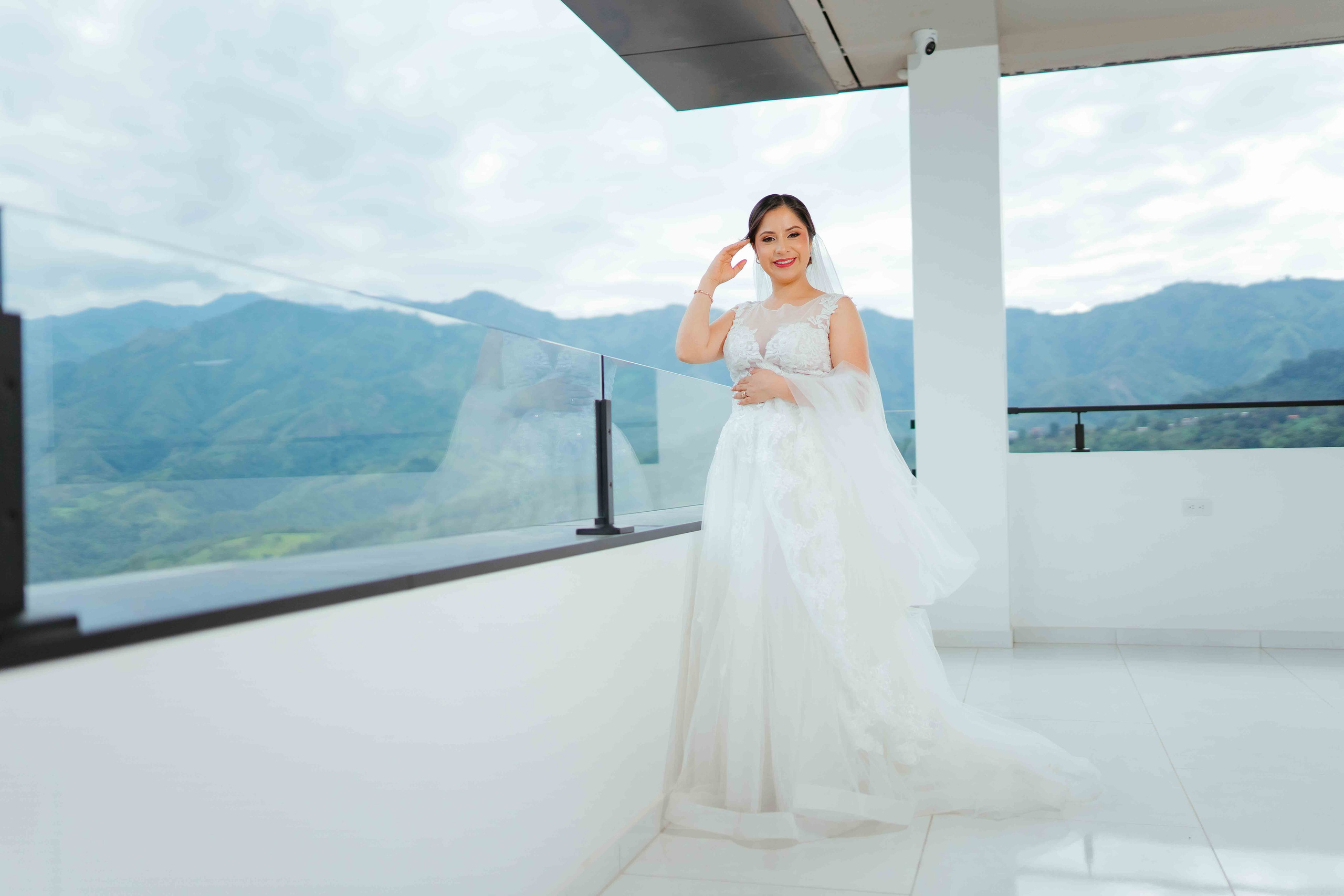 Jennifer y Vladimir. Fotógrafo de bodas en Loja Ecuador | Piero Alvarez PH