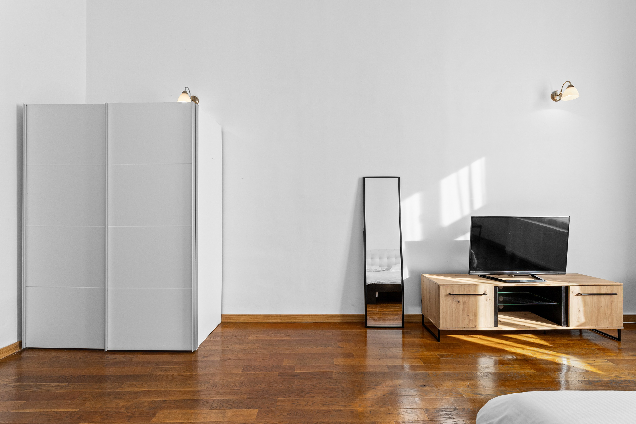 INTERIOR - REALESTATE. Samuel Ciobanu