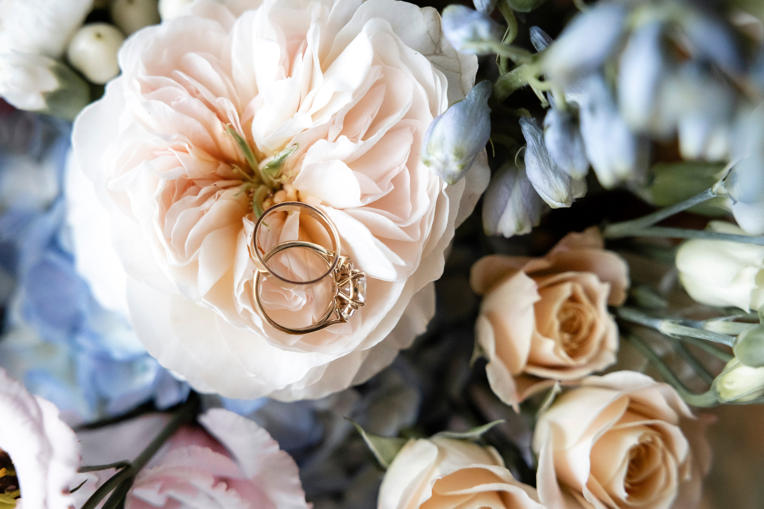 Elopement at Château Bagen. Eugénie Smirnova — Wedding & Elopement Photographer in Southwest France