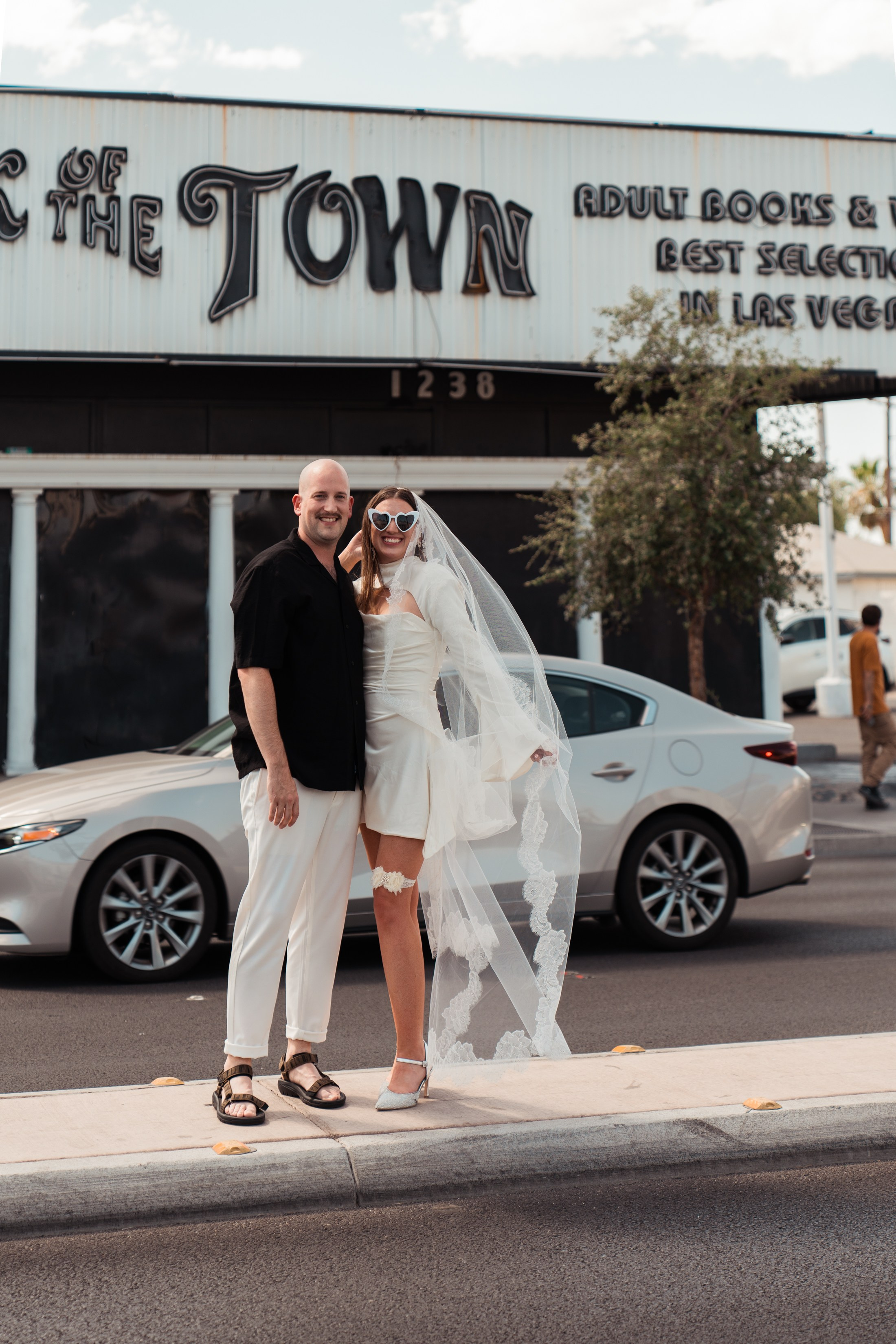 Nikki&Aaron. Wedding & elopement photographer Viktoriya Kravtsov. Las Vegas