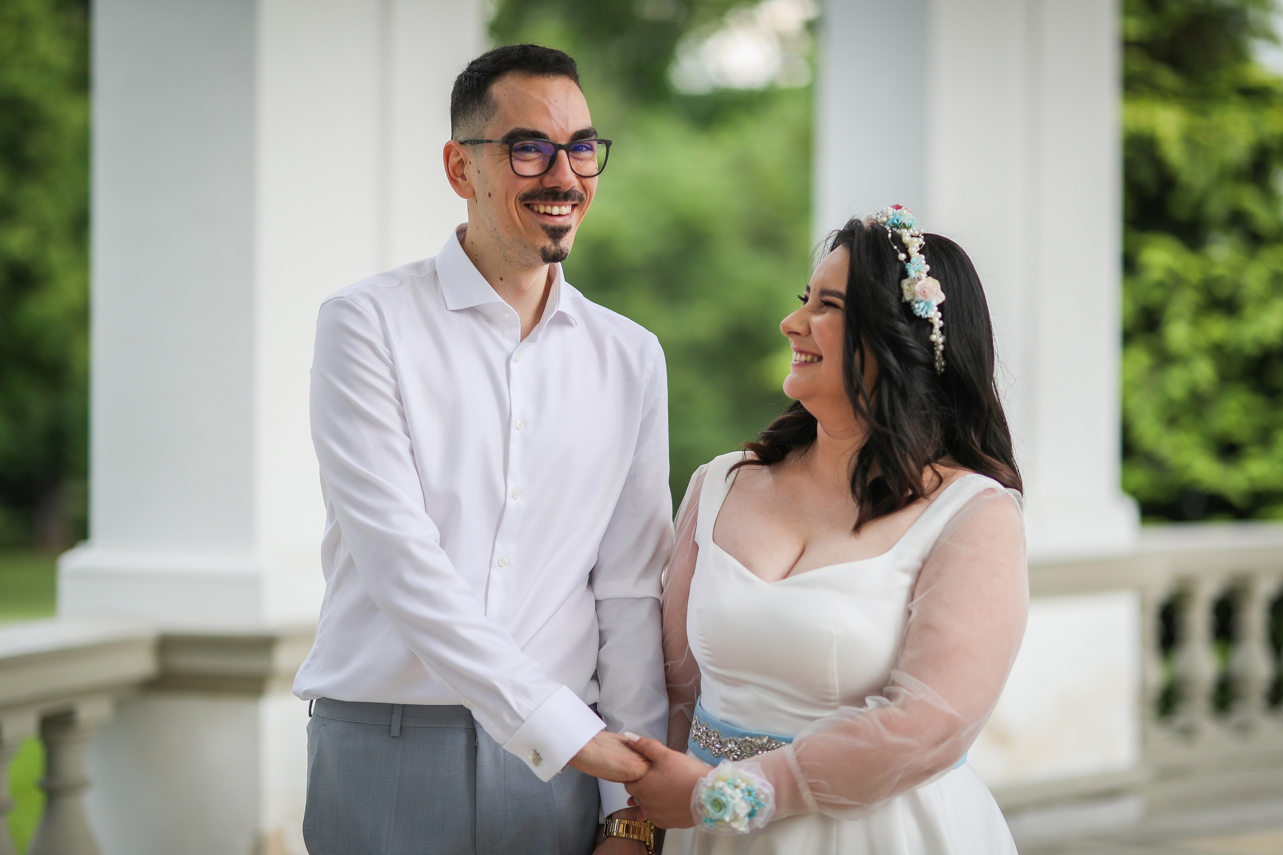 Andreea & Andrei — autentic, asumat, real. Rares Bucur is a professional wedding photographer based in Cluj-Napoca, Romania, specializing in wedding photography