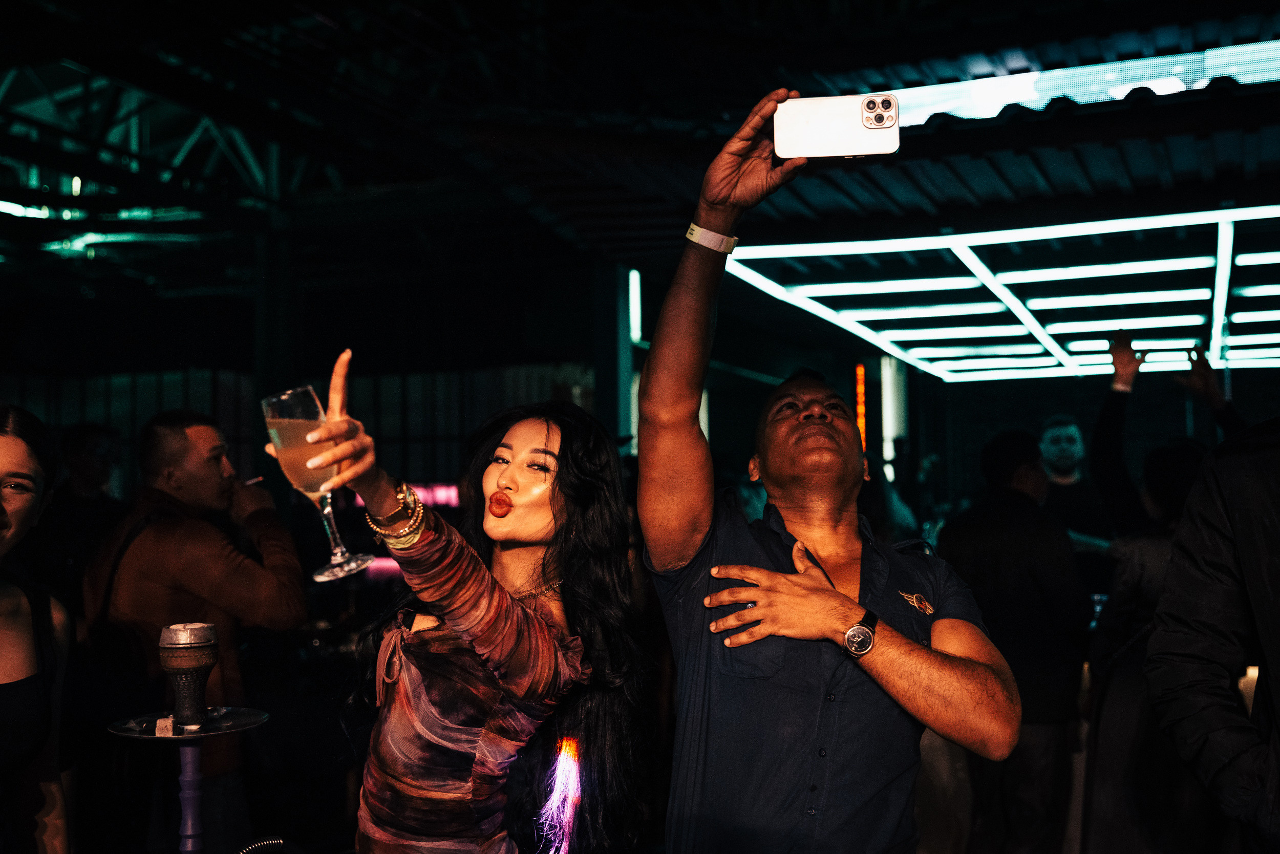 Night Life. Фотограф в Бишкеке Андрей Кавешников