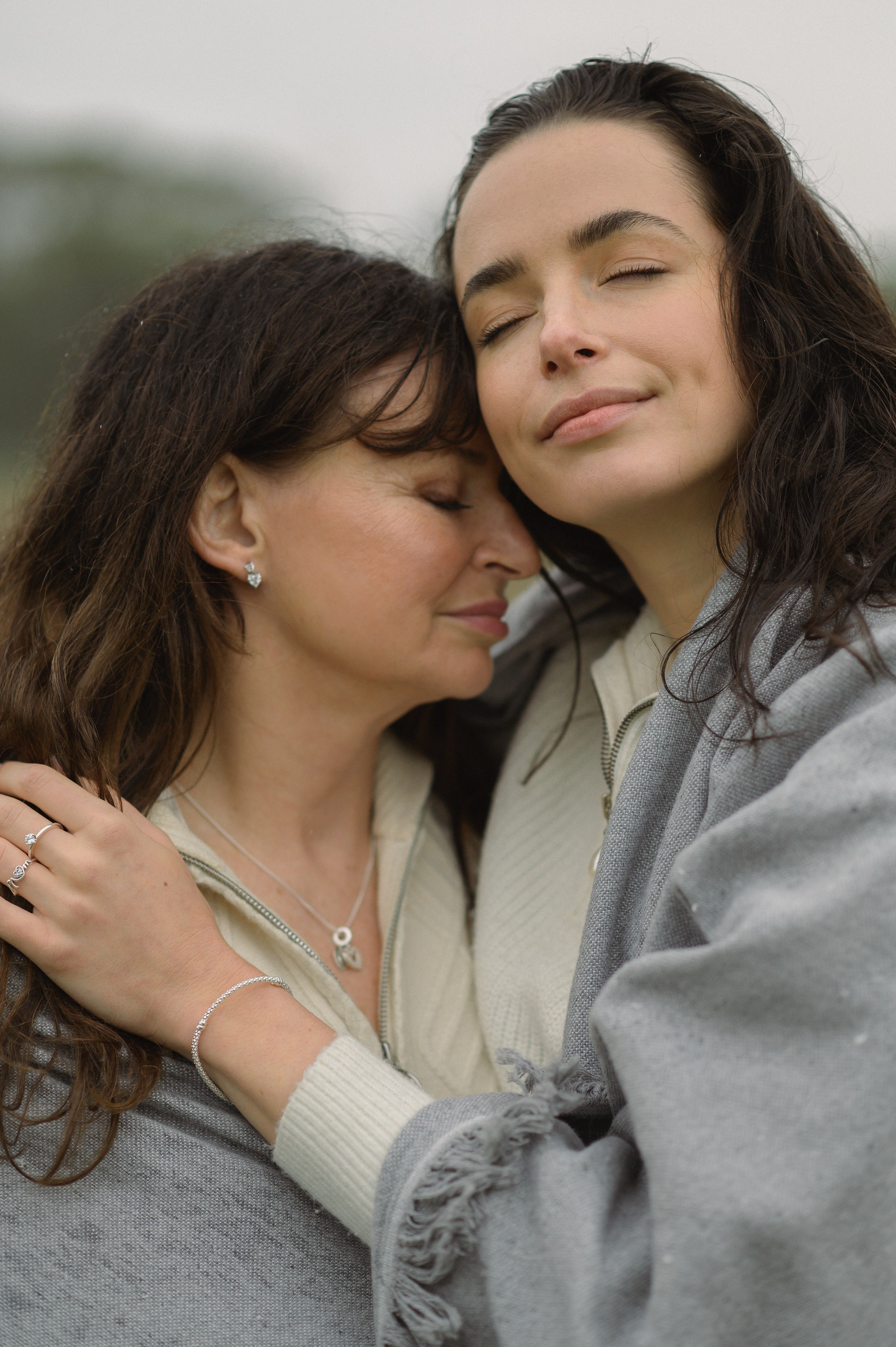 Mother and daughter, 2023. Wedding photographer in Wroclaw Warsaw Krakow Margarita Tuleiko