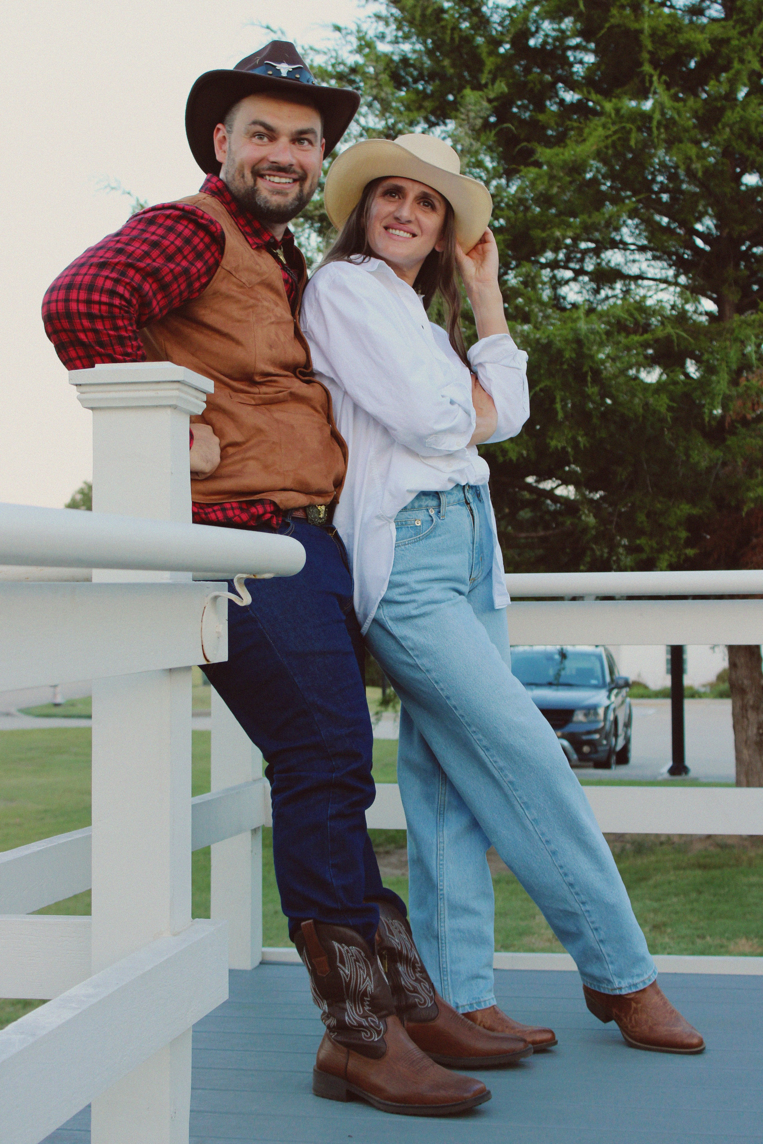 Texas Countryside Family Photoshoot in Cowboy Style. Lana Petrychenko — Portrait & Family Photographer. Valencia, Spain