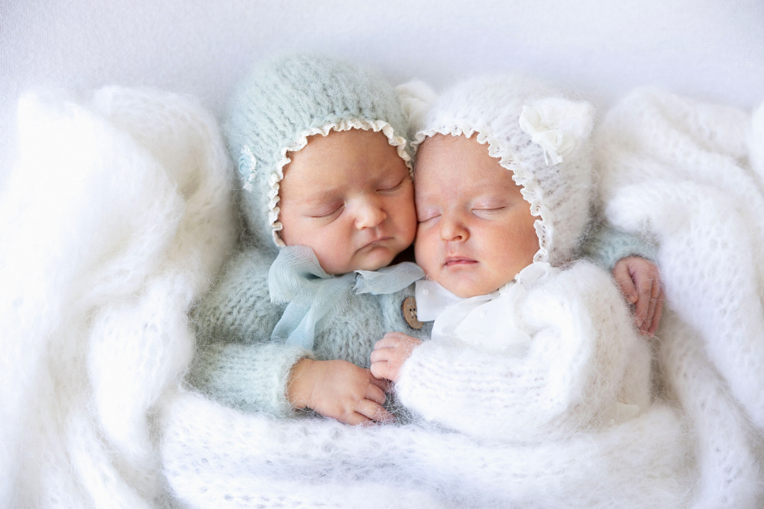 Nounascuti. Fotograf de familie la Ungheni și Reggio-Emilia, Alessia Slivca
