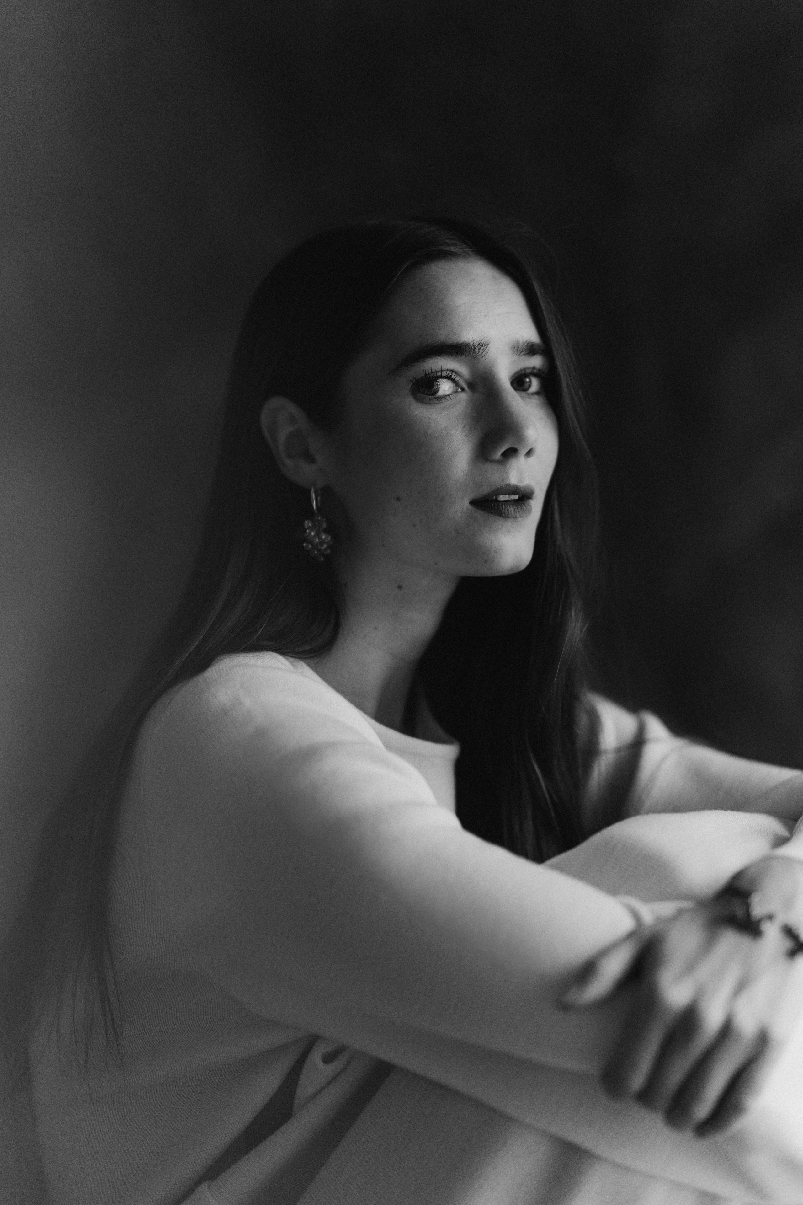 Linnea Leino, actres. Wedding and potrait photographer in Helsinki Vickan O