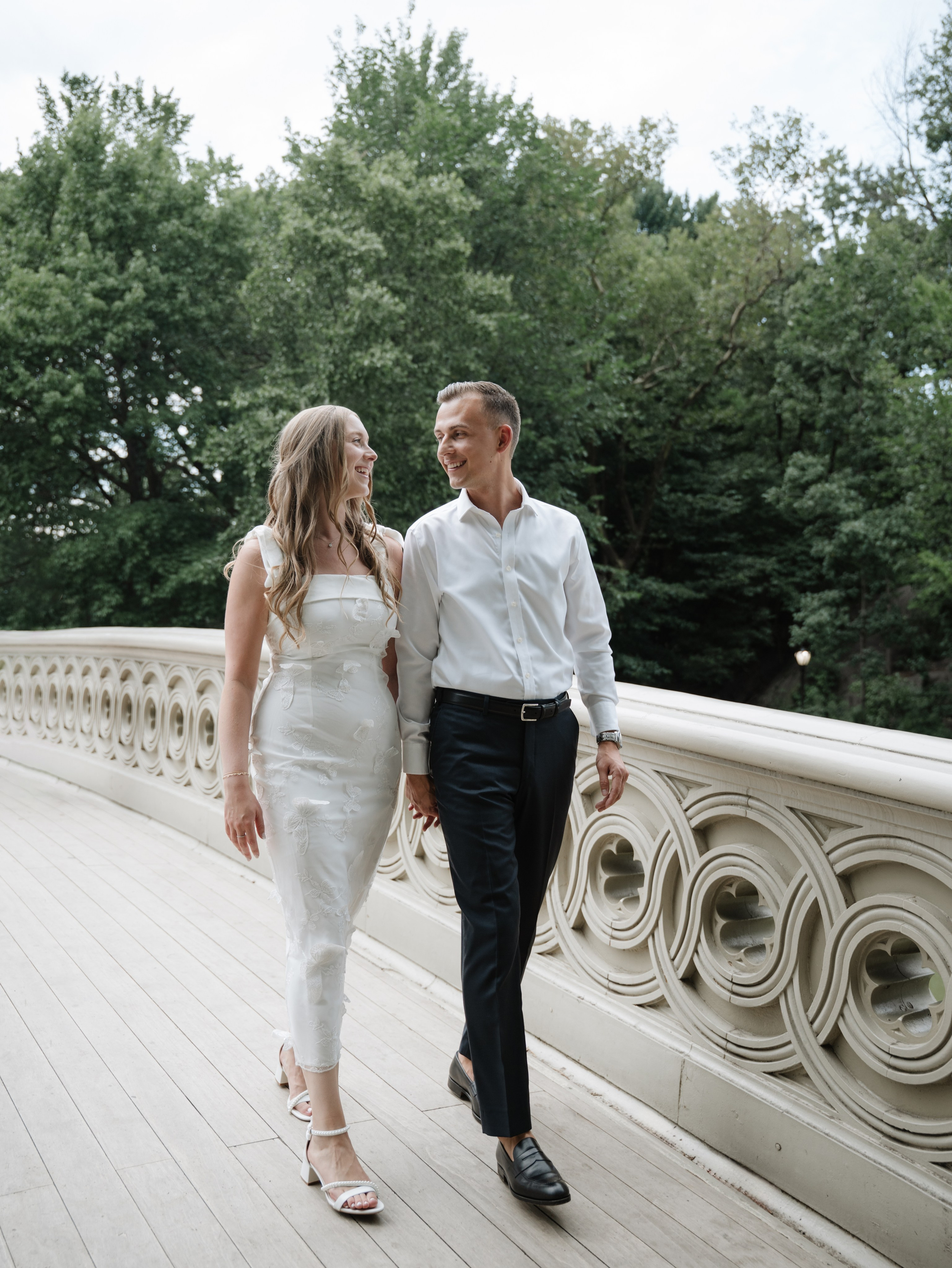 Engagement in Central Park. Portrait and wedding photographer in New York