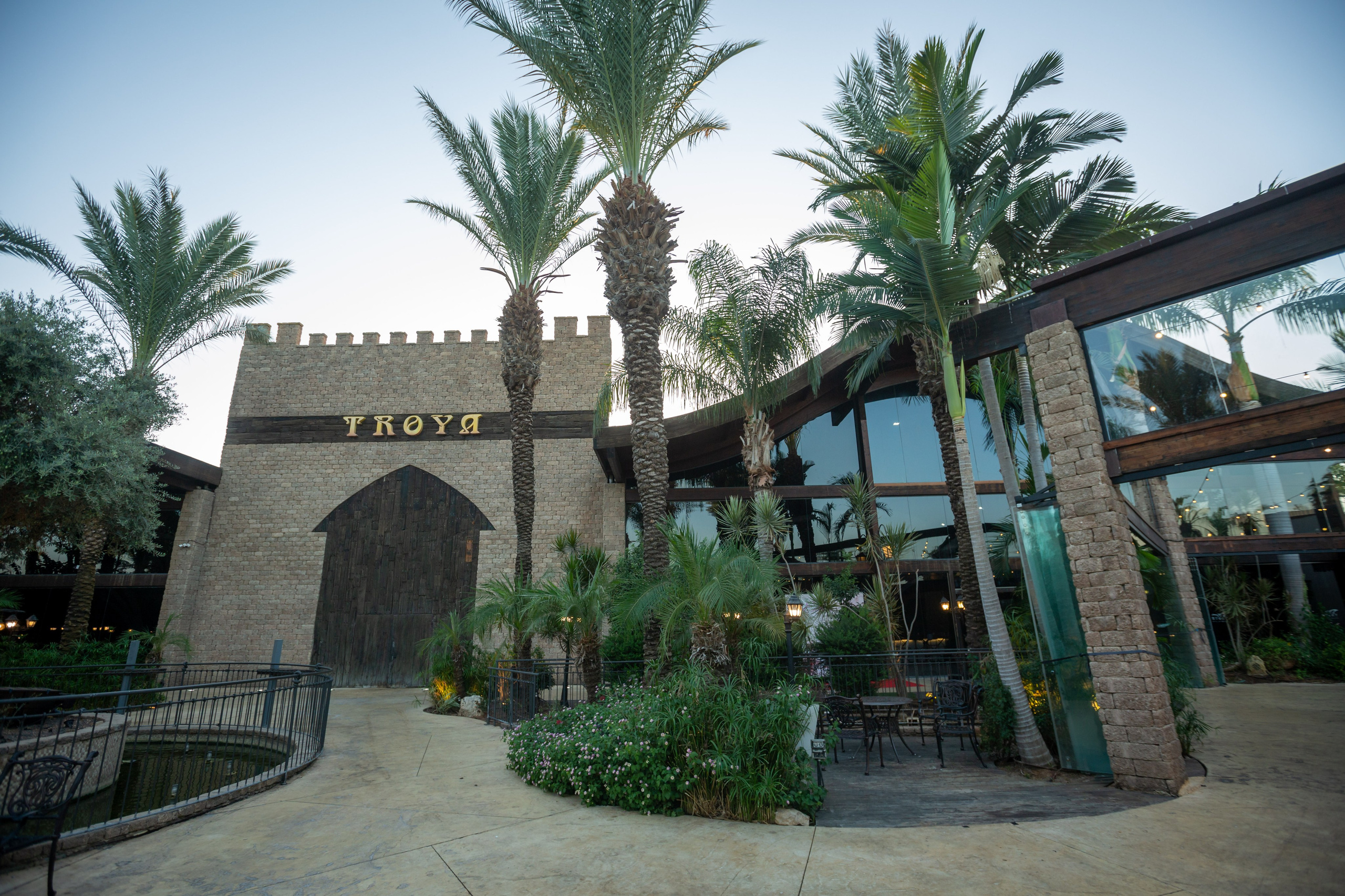 Bat Mitzvah Evelin. Wedding and events photographers Studio Shalom