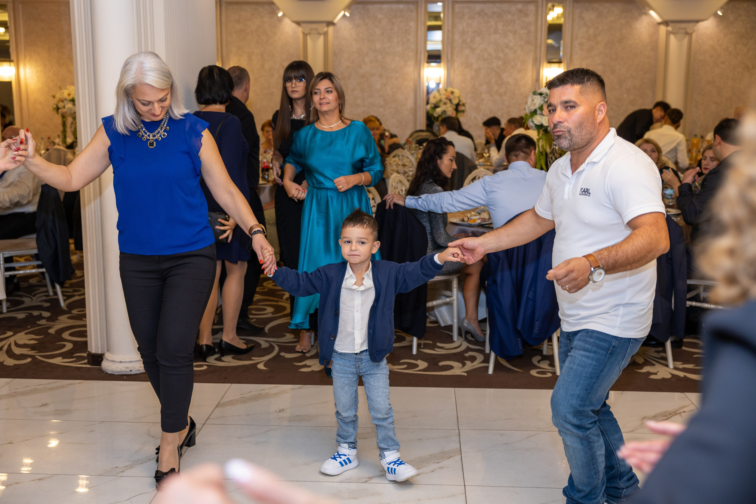 Andrei Sebastian. Moments By Gub