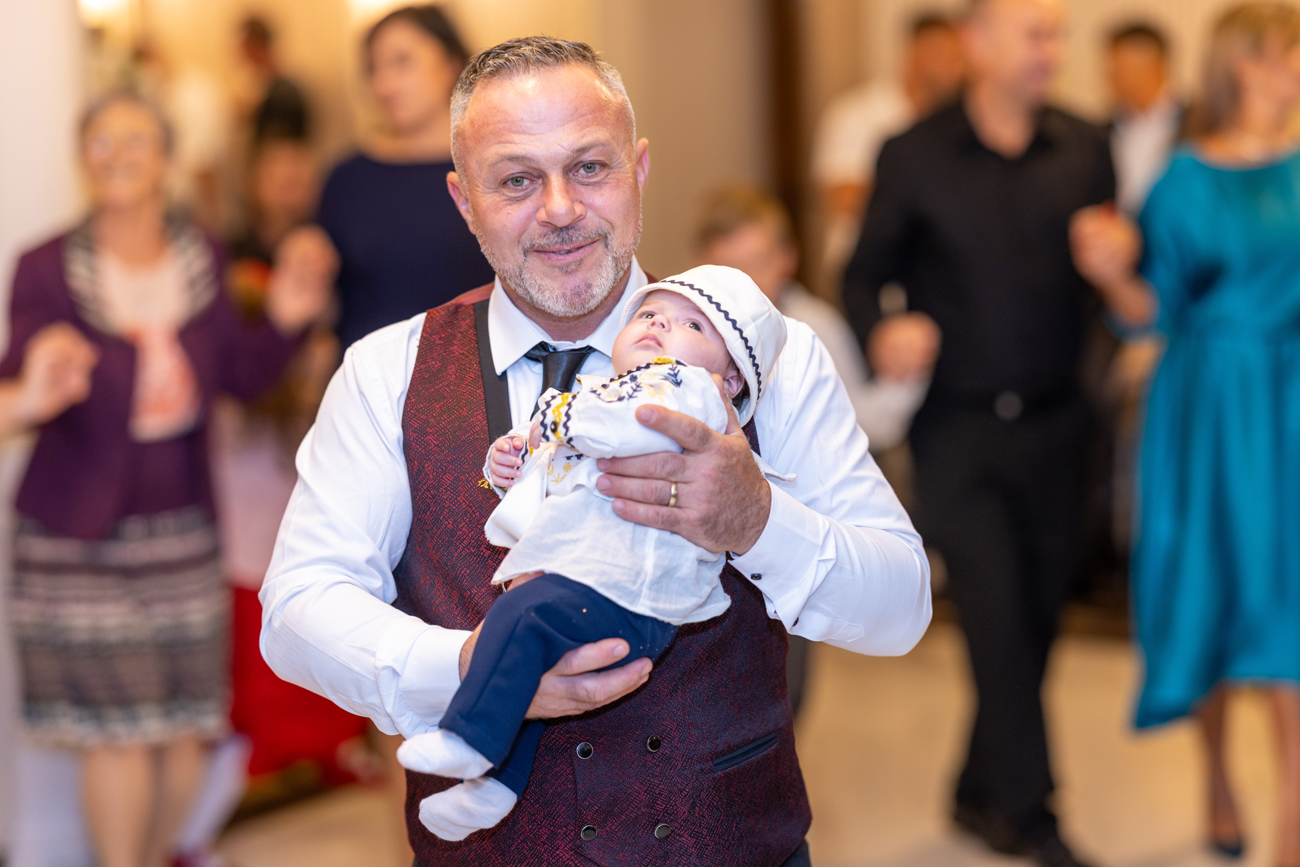 Andrei Sebastian. Moments By Gub