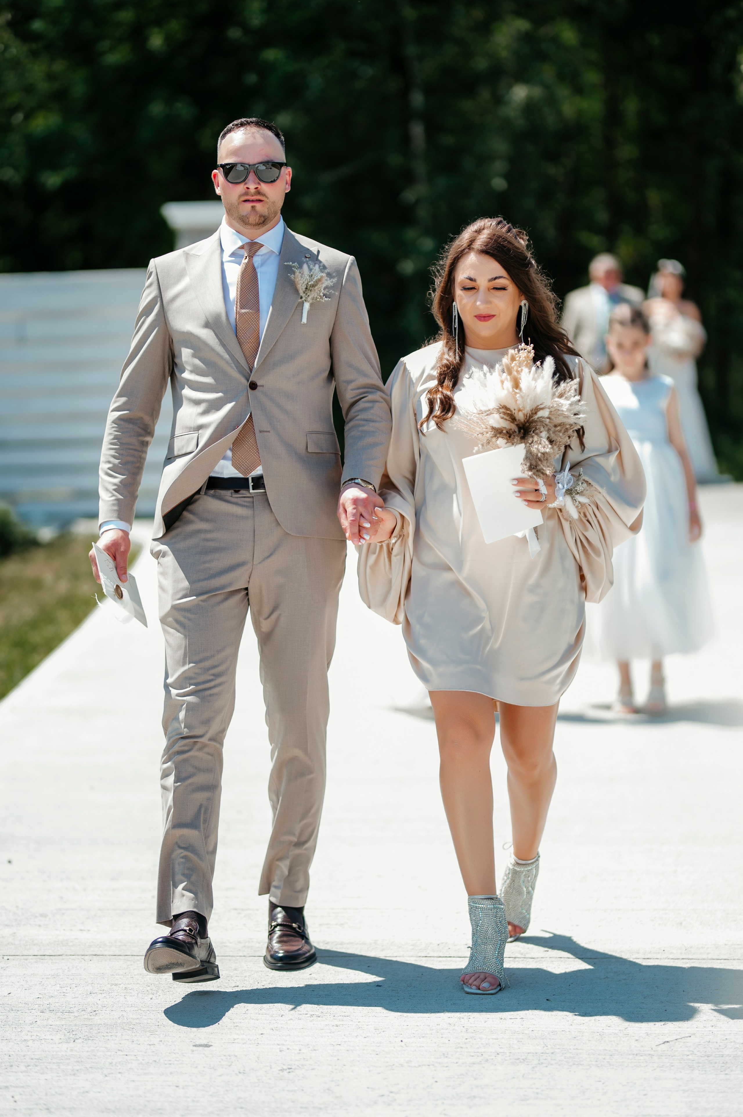 Larisa & Cosmin. Fotograf si Videograf | Nuntă-Botez