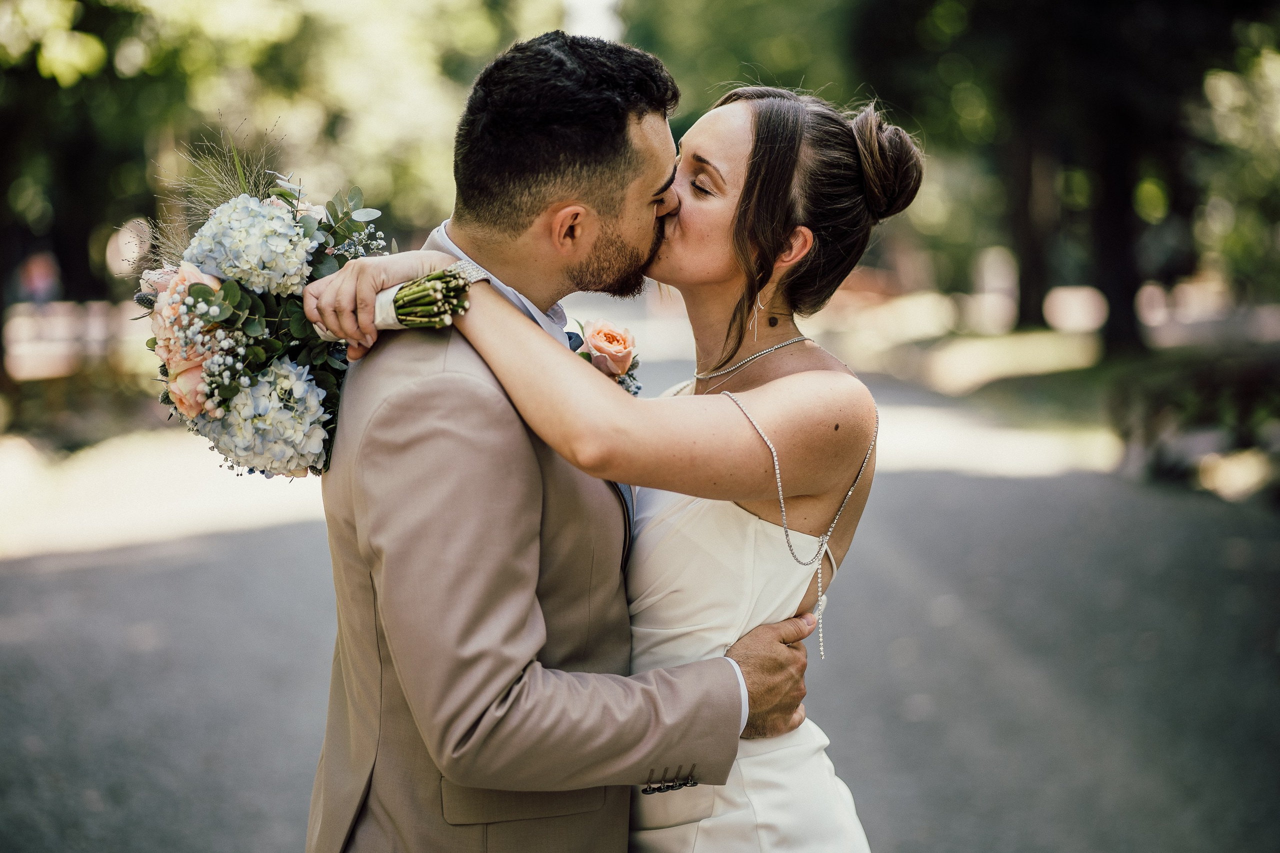 Nunta în aer liber RustiQ Garden - Fotograf Nuntă. Horatiu Fat: Fotograf si Videograf Profesionist Nunta Cluj-Napoca