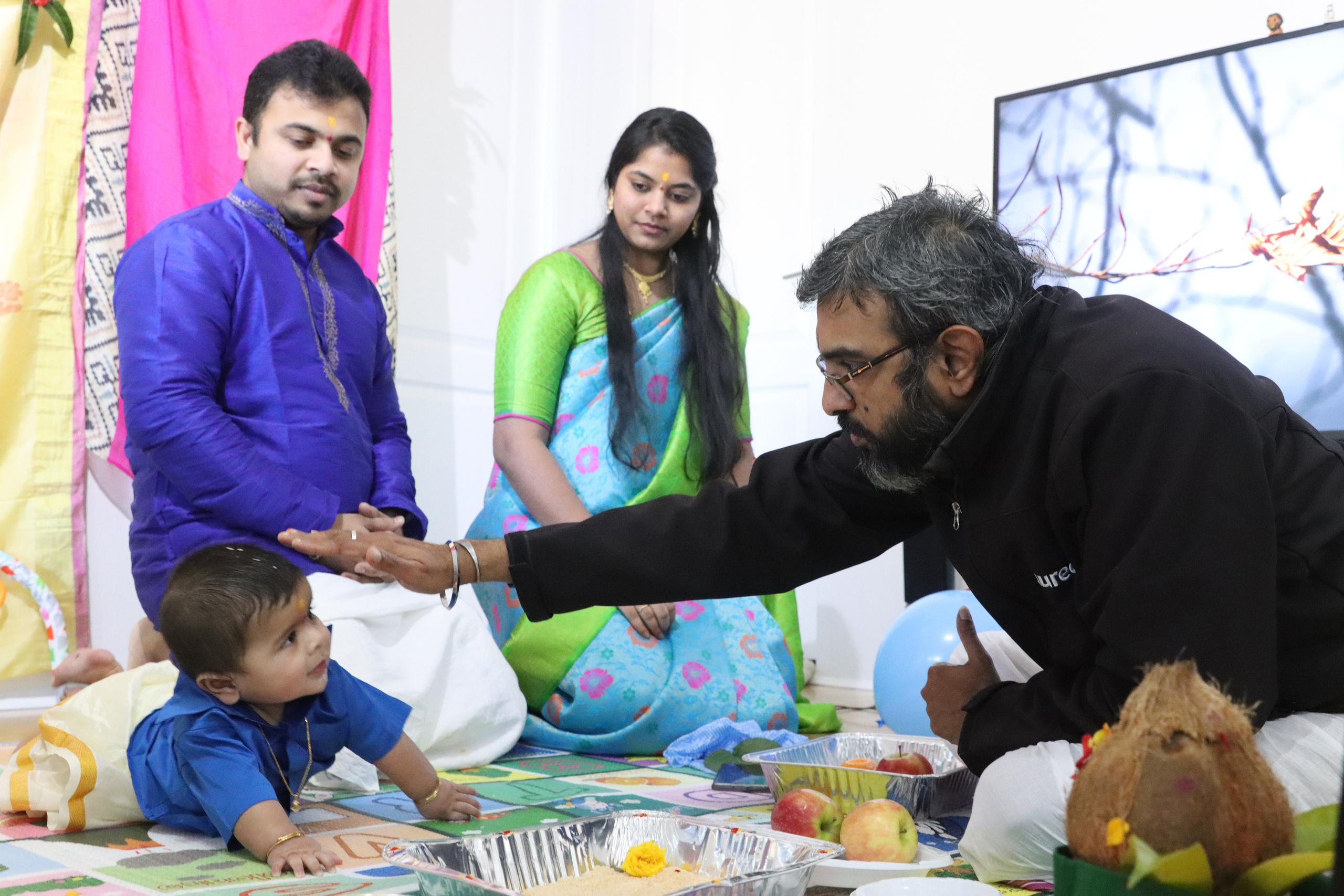 Rice Ceremony. MHCreative is family-oriented photographer based in SYDNEY