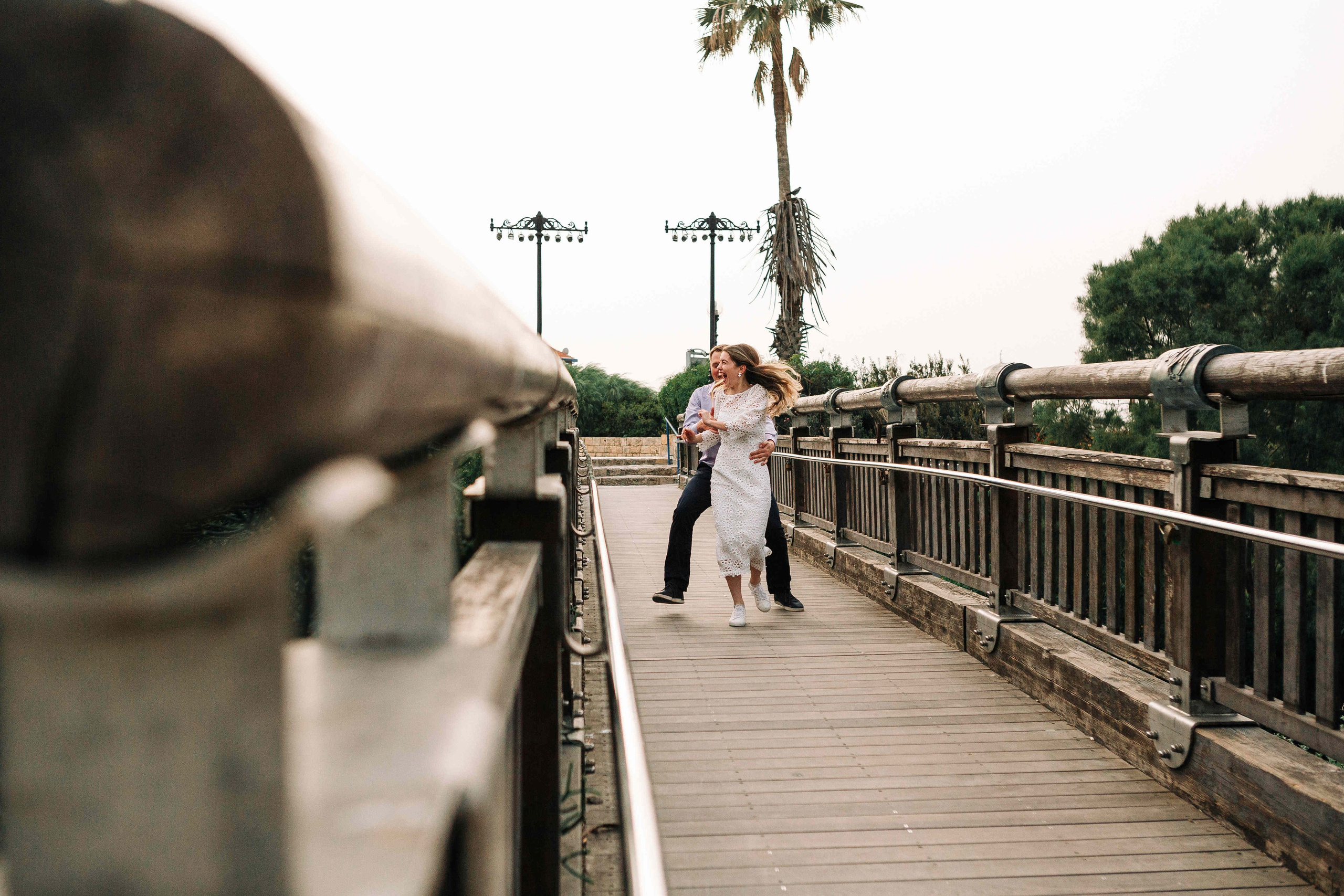 LOVERS IN JAFFO. PHOTOGRAPHER IN ISRAEL