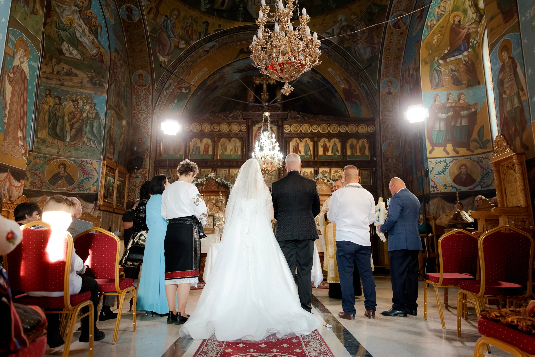 Mihai & Oana. Servicii foto-video profesionale, pentru momente de neuitat