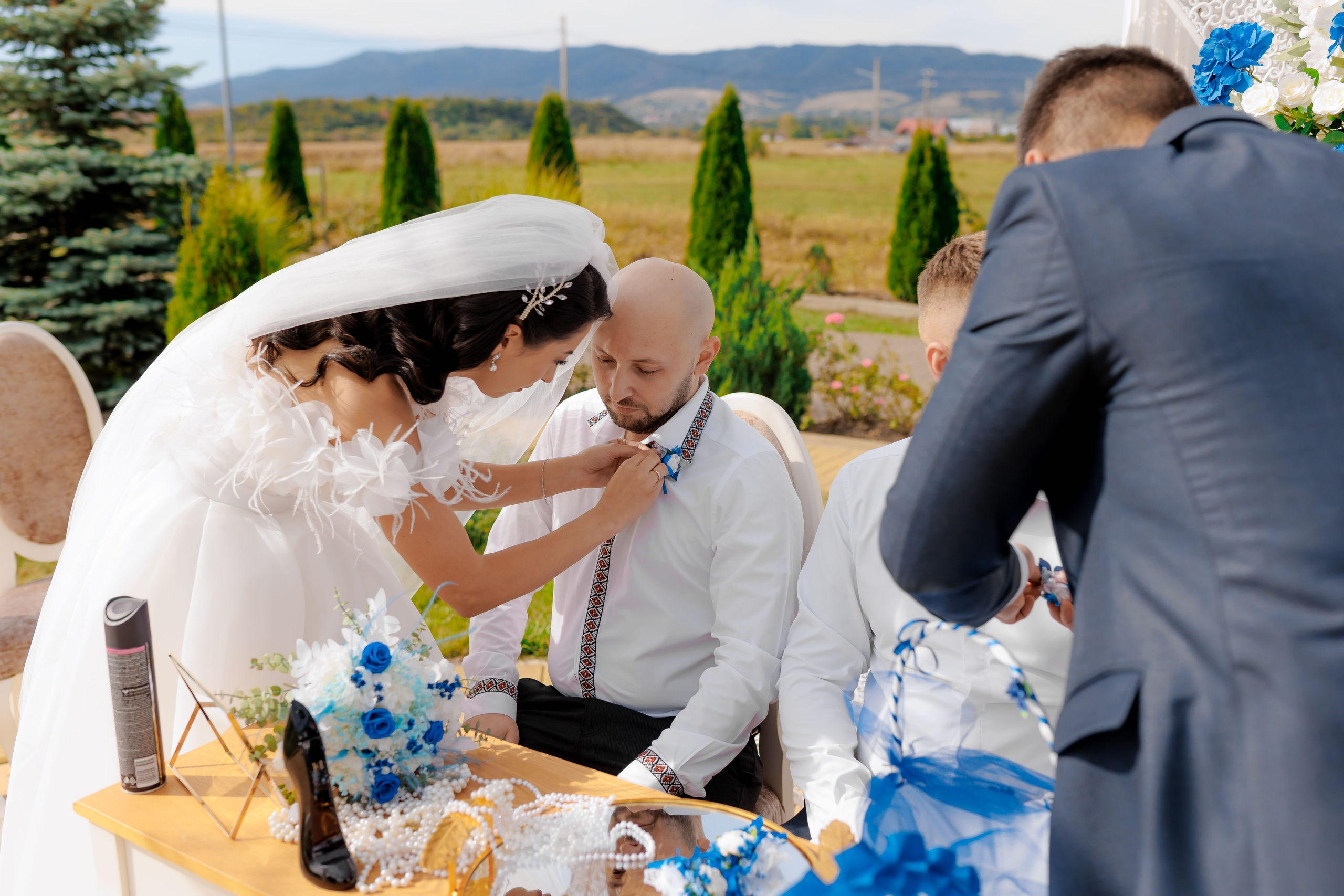Loredana & Emilian – Ziua Nunții | Videografie - fotografie Botez Suceava, Iași, Botoșani. Servicii foto-video profesionale, pentru momente de neuitat