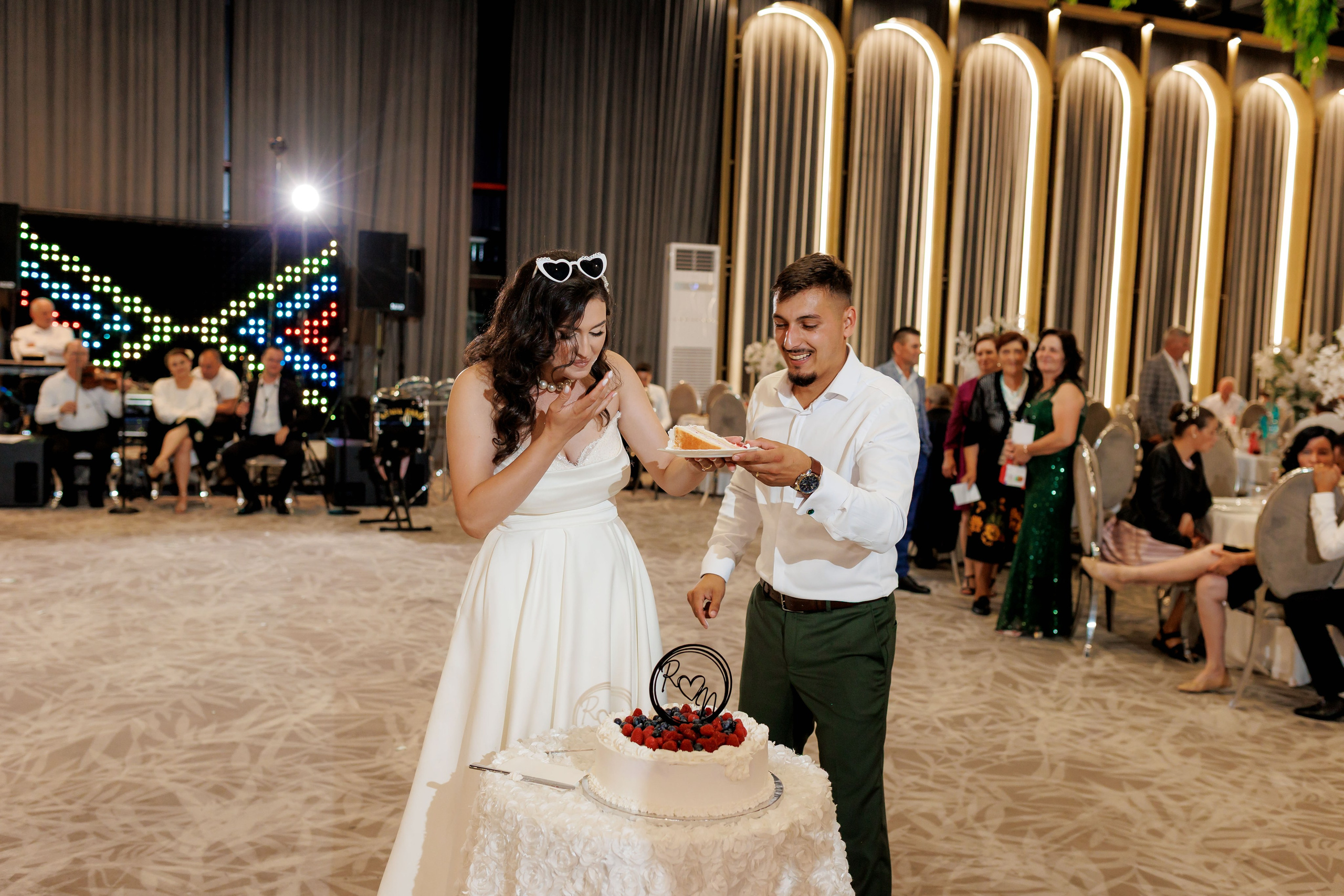 Nunta Nicoleta & Răzvan | Fotografie & Videografie Profesională. Servicii foto-video profesionale, pentru momente de neuitat