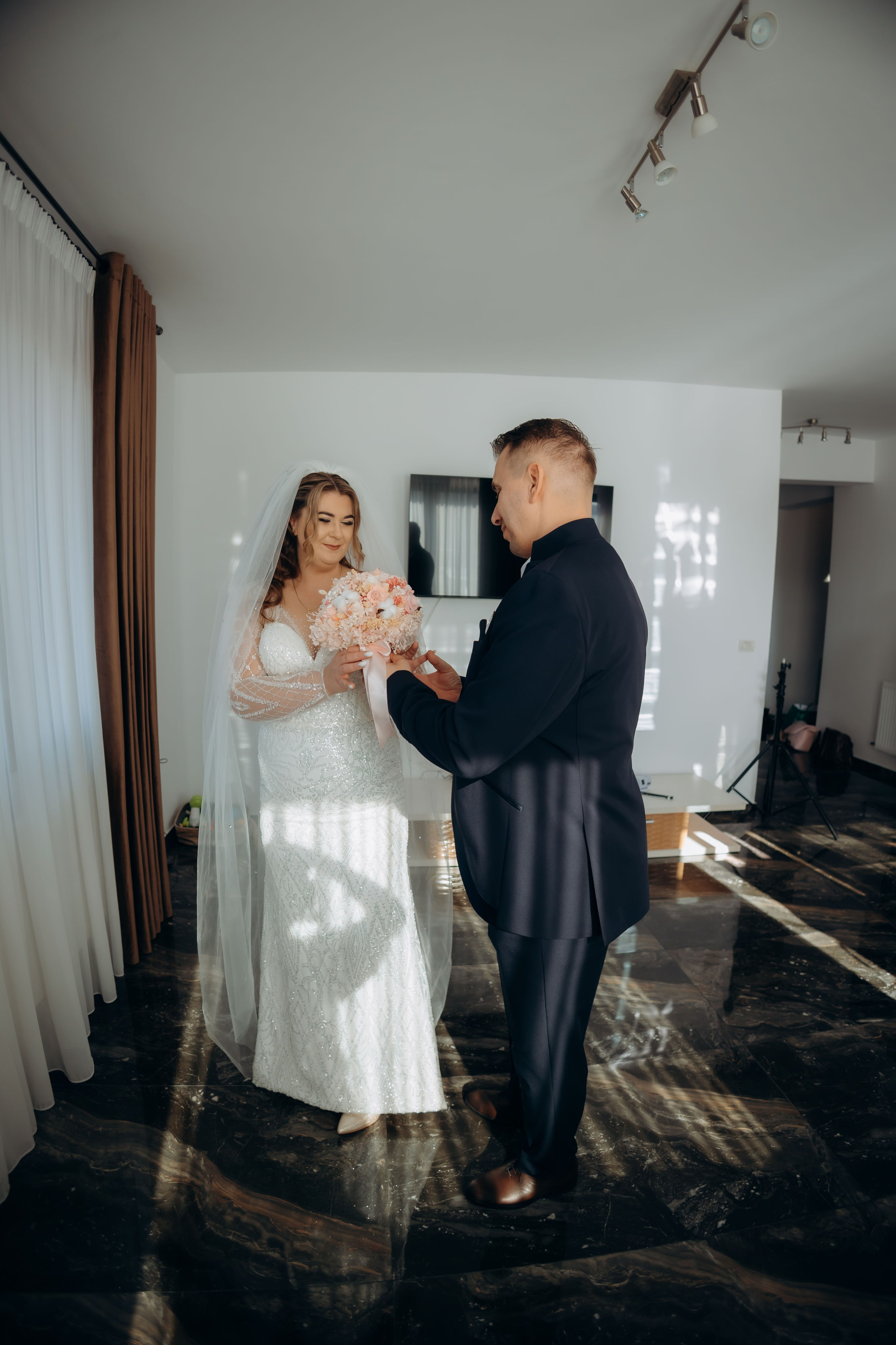 Povestea voastră, regizată de noi |Cristi Turculet Videograf Nuntă Suceava | wedding highlight. Servicii foto-video profesionale, pentru momente de neuitat