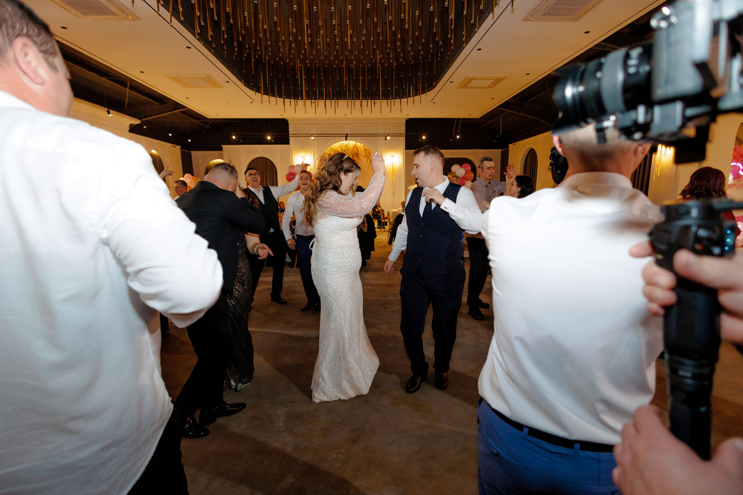 Povestea voastră, regizată de noi |Cristi Turculet Videograf Nuntă Suceava | wedding highlight. Servicii foto-video profesionale, pentru momente de neuitat