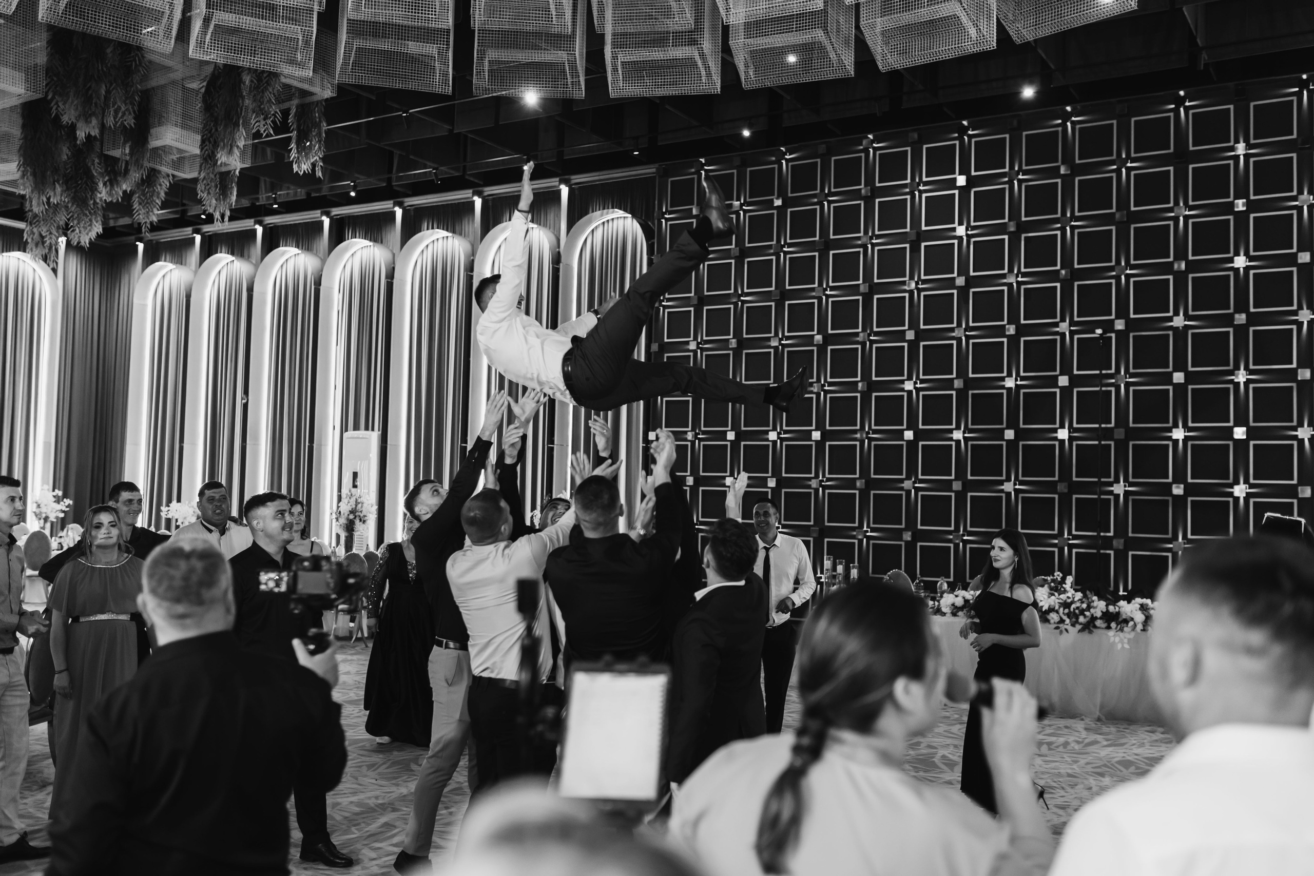 Nunta Nicoleta & Răzvan | Fotografie & Videografie Profesională. Servicii foto-video profesionale, pentru momente de neuitat