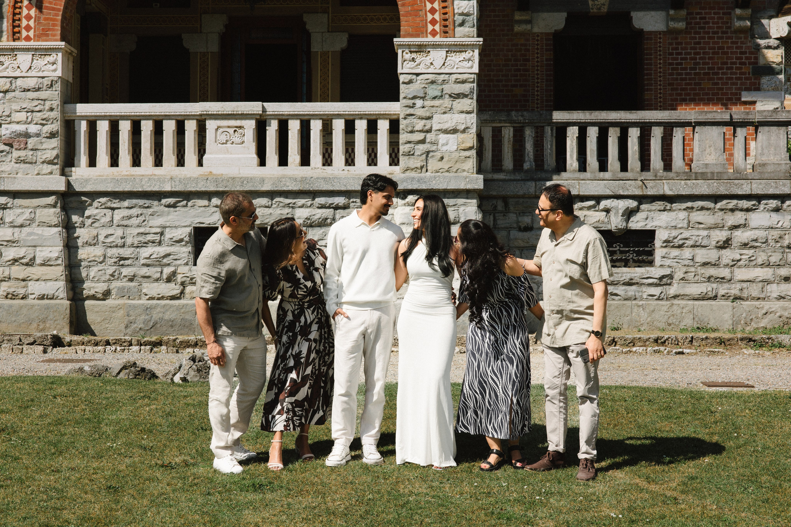 Vish & Kajal. Wedding photographer in Italy