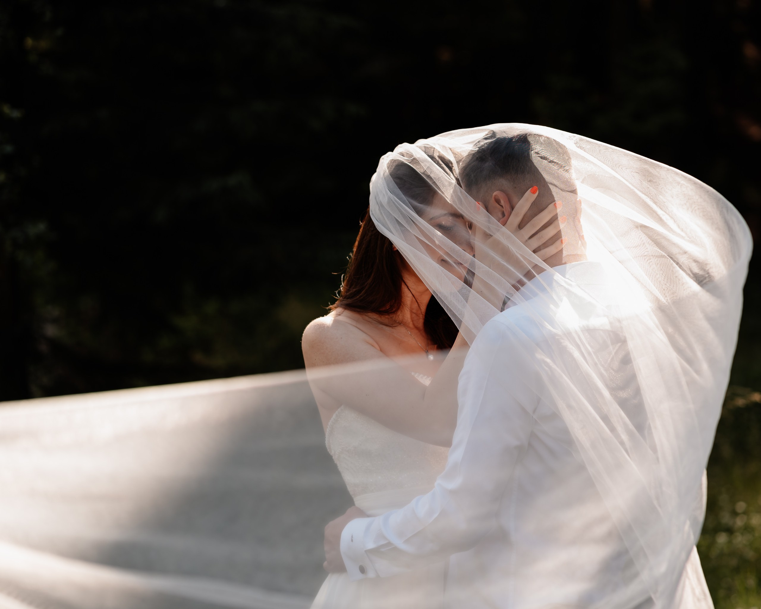 Trash the dress — Lorena&Adi  - Mihai Popa. Mihai Popa |Wedding Photographer | Worldwide | Bucharest